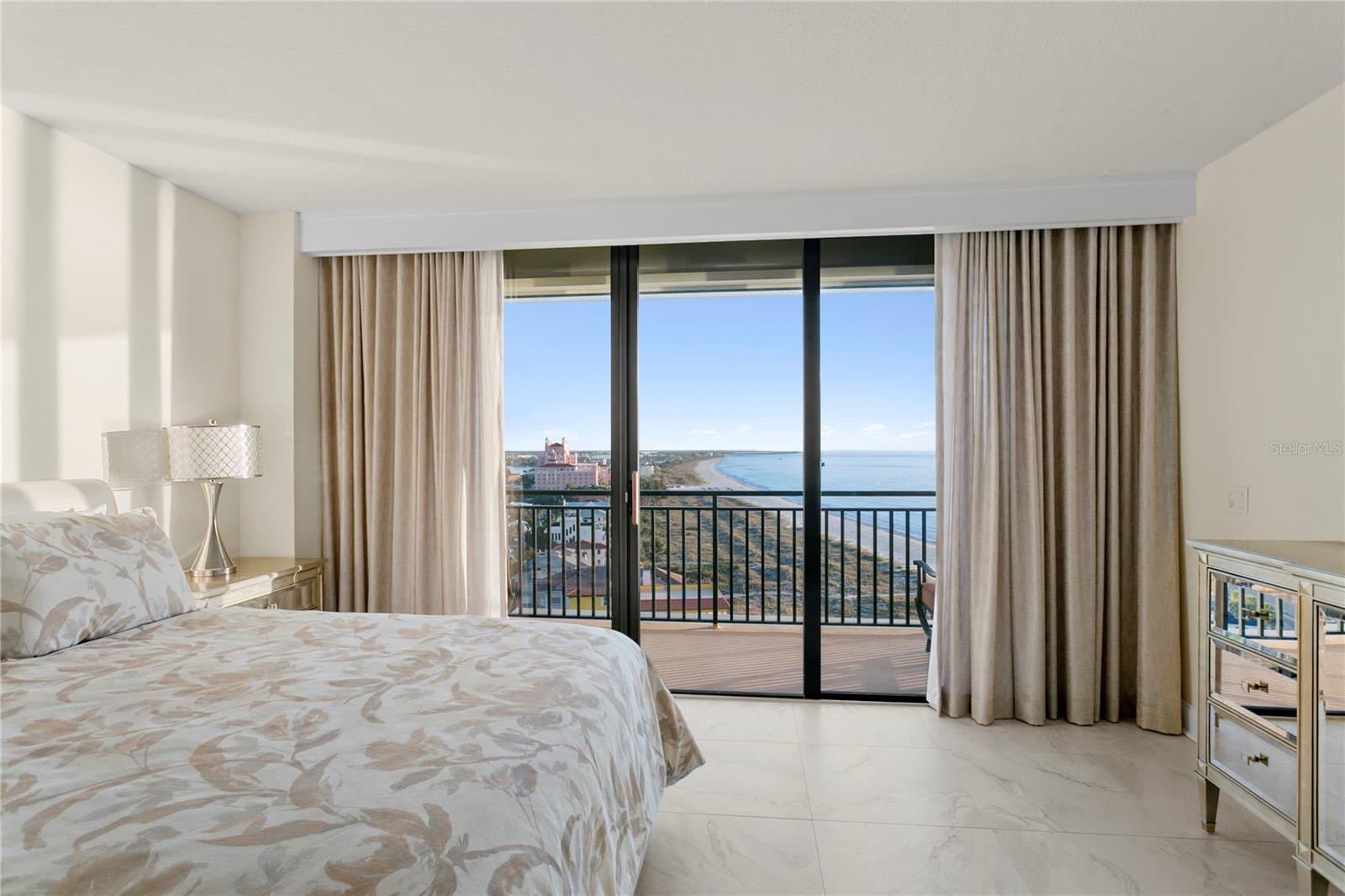 SAN SEAIR CONDO - Residential