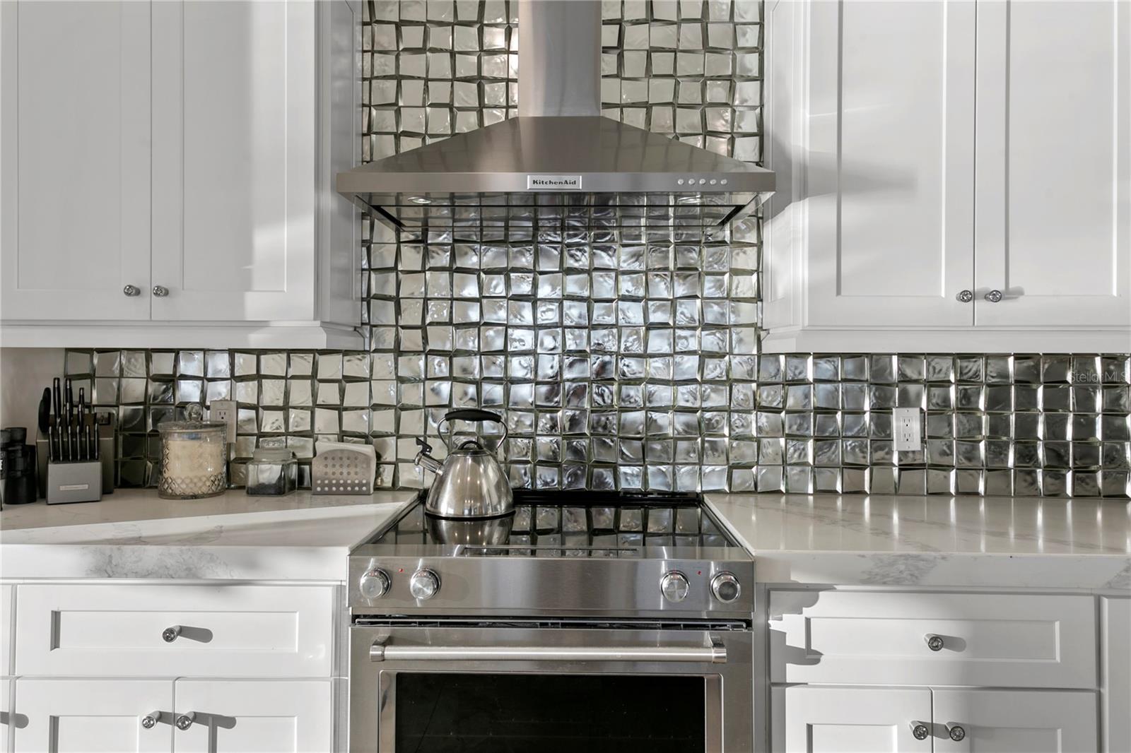 SAN SEAIR CONDO - Residential