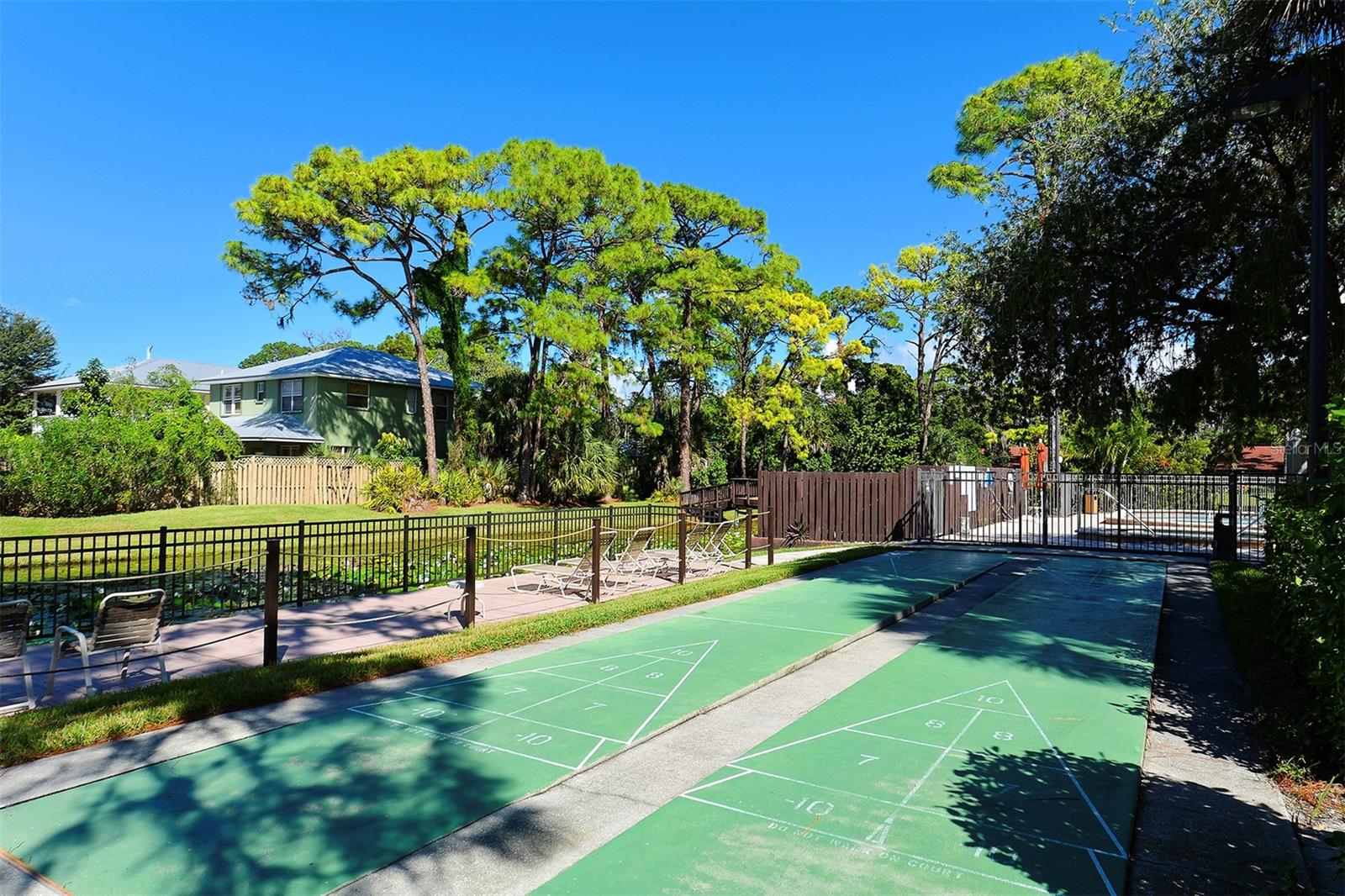 VILLAGE DES PINS I - Residential