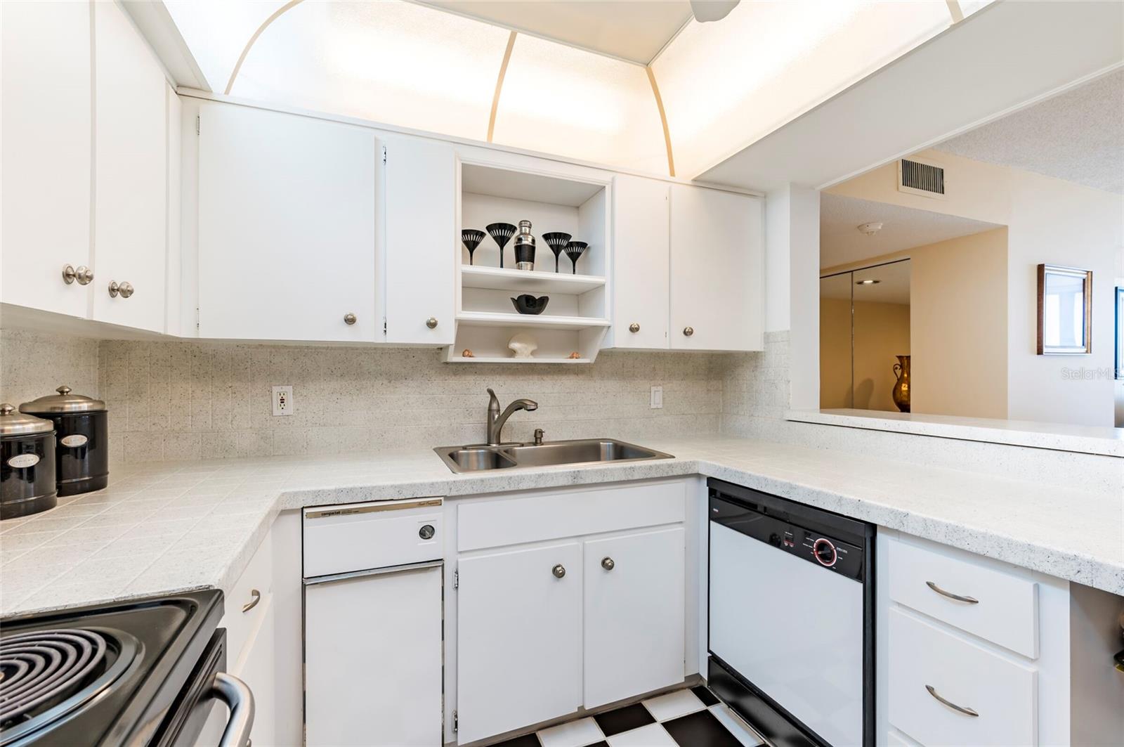 SAND KEY CONDO-SOUTH BEACH 1460 UNIT 511 - Residential