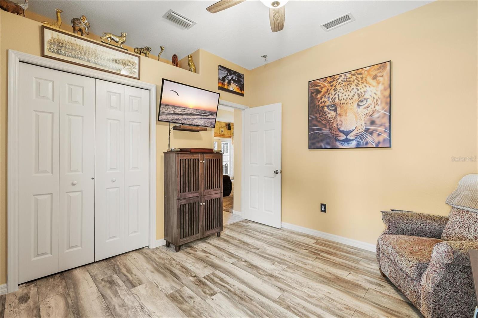 MEADOW WALK - Residential