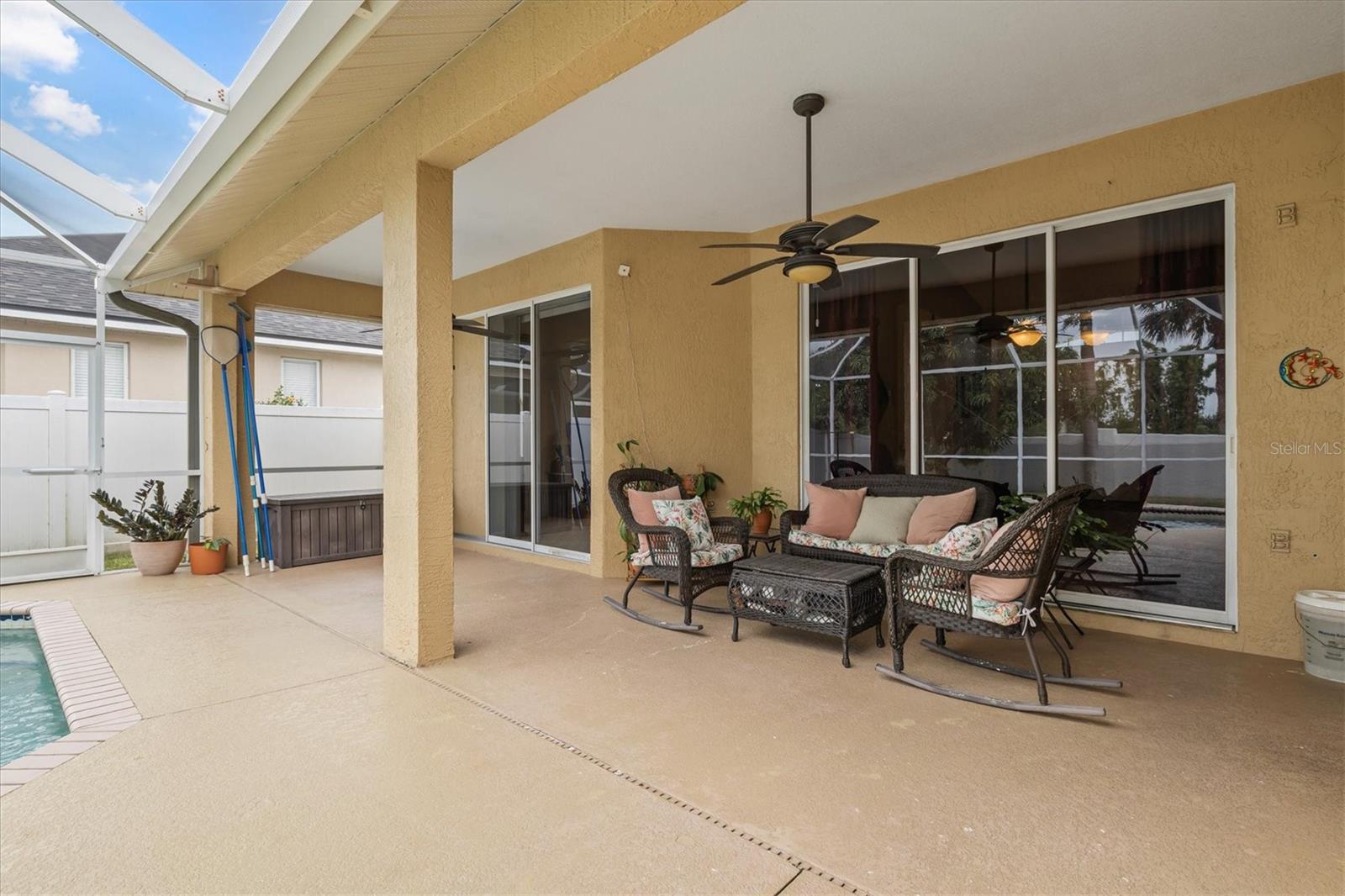 MEADOW WALK - Residential