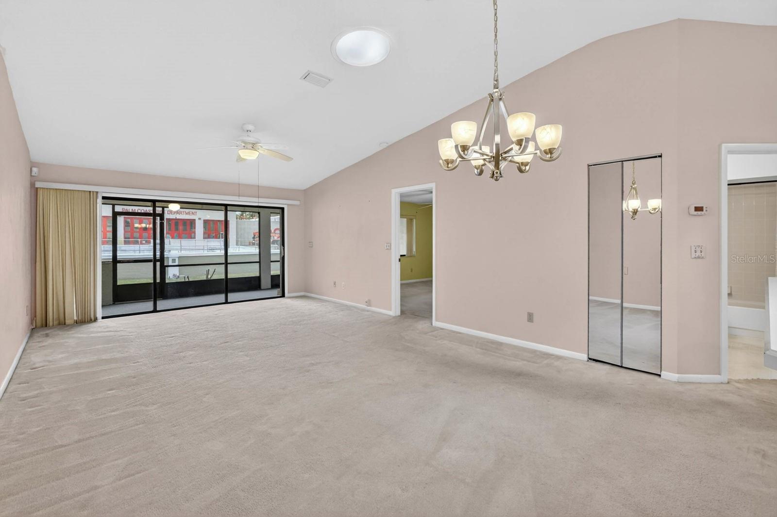 LAKE FOREST & LAKE FOREST NORTH - Residential