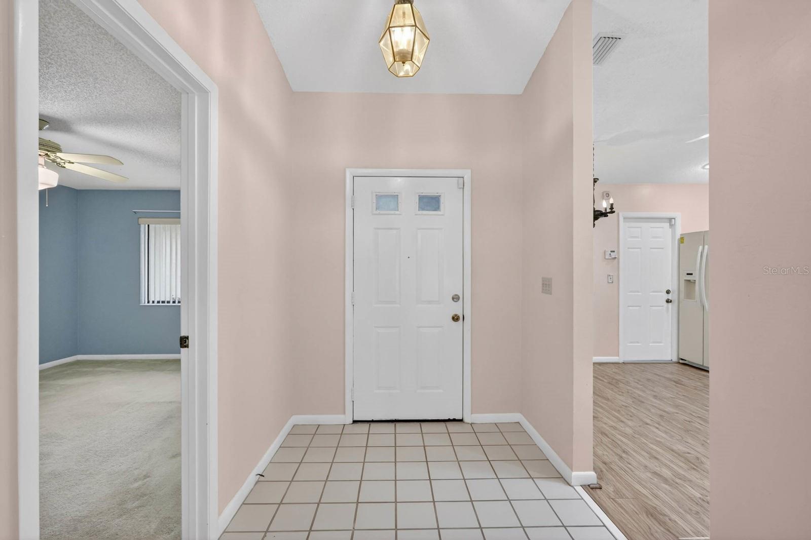 LAKE FOREST & LAKE FOREST NORTH - Residential