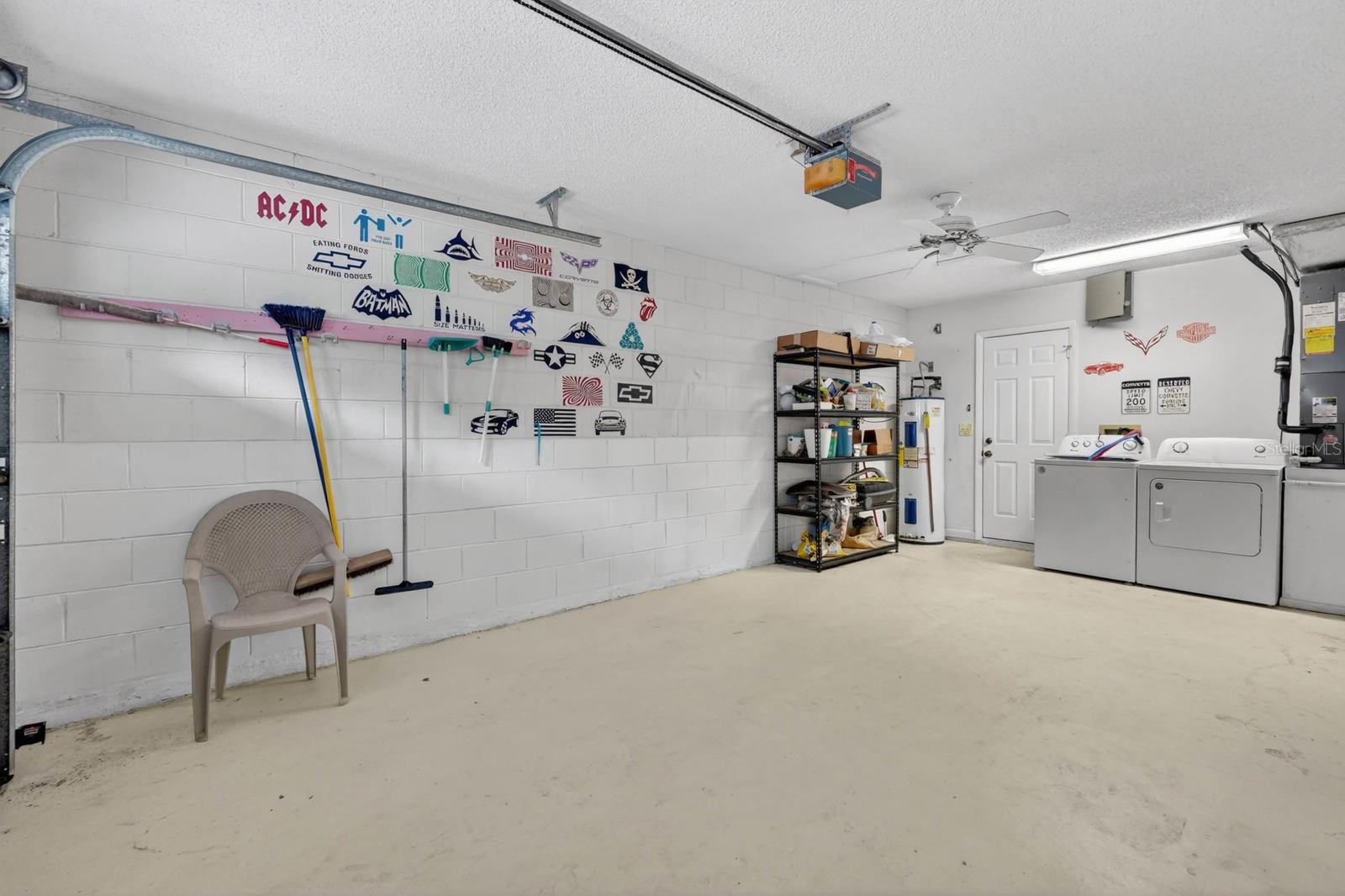 LAKE FOREST & LAKE FOREST NORTH - Residential