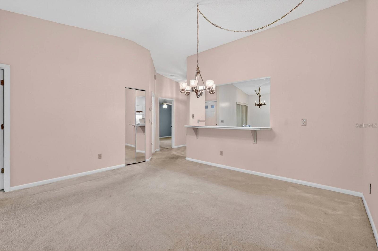LAKE FOREST & LAKE FOREST NORTH - Residential