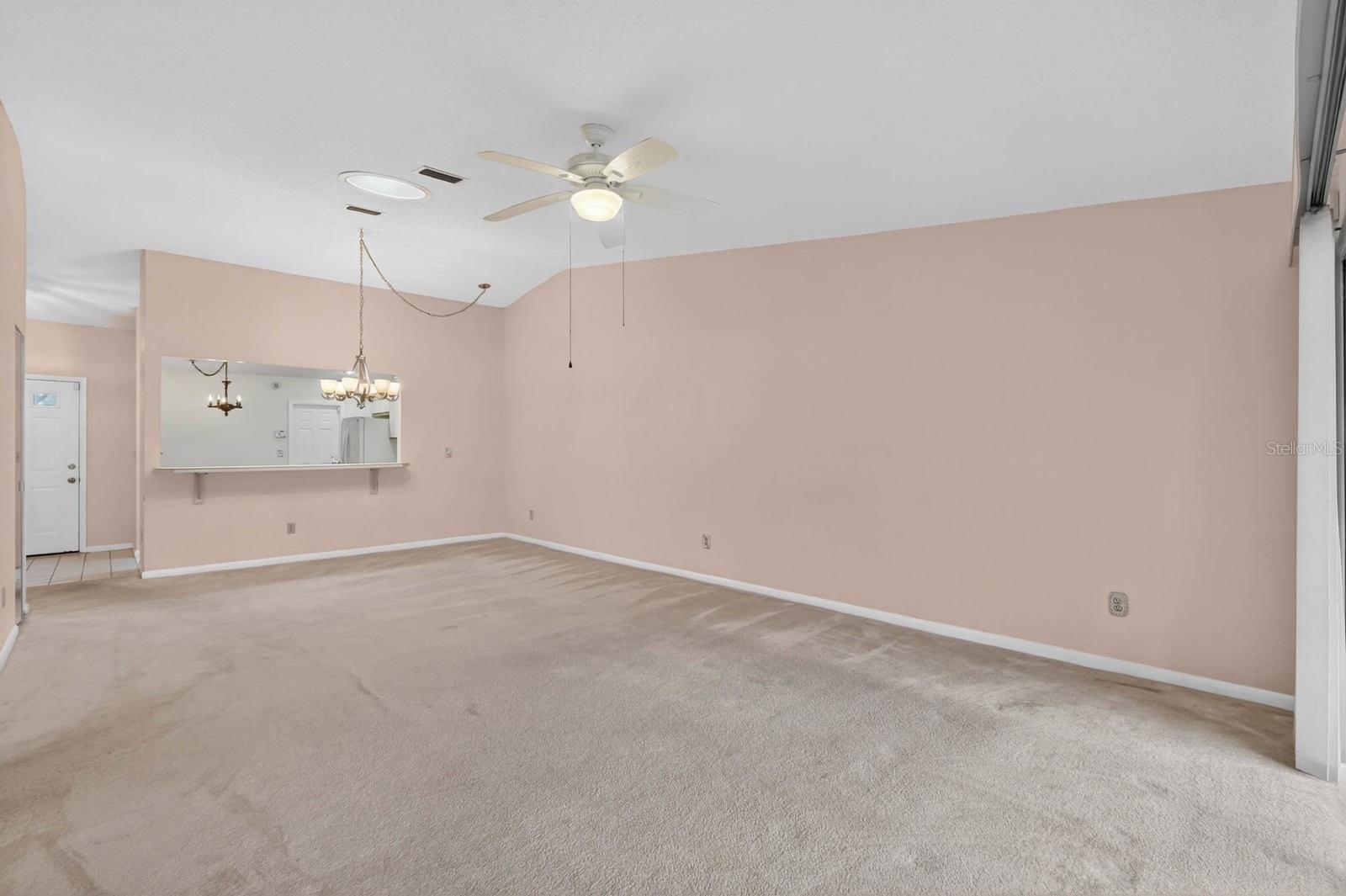 LAKE FOREST & LAKE FOREST NORTH - Residential