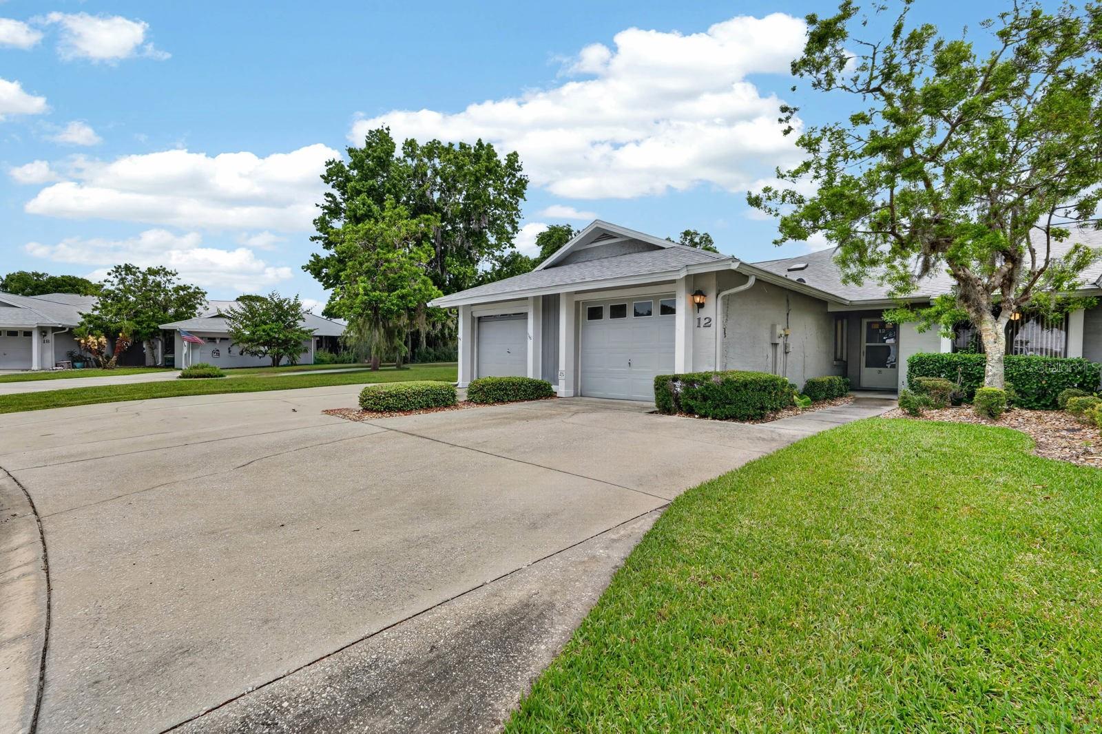 LAKE FOREST & LAKE FOREST NORTH - Residential