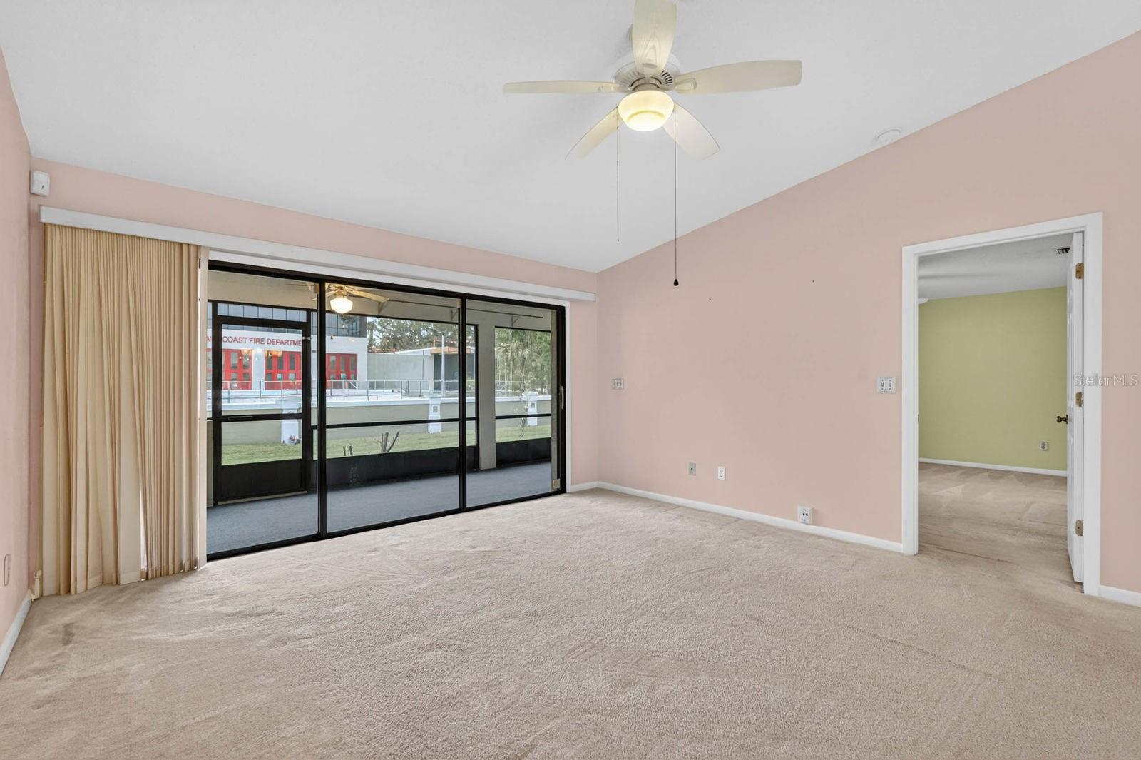 LAKE FOREST & LAKE FOREST NORTH - Residential
