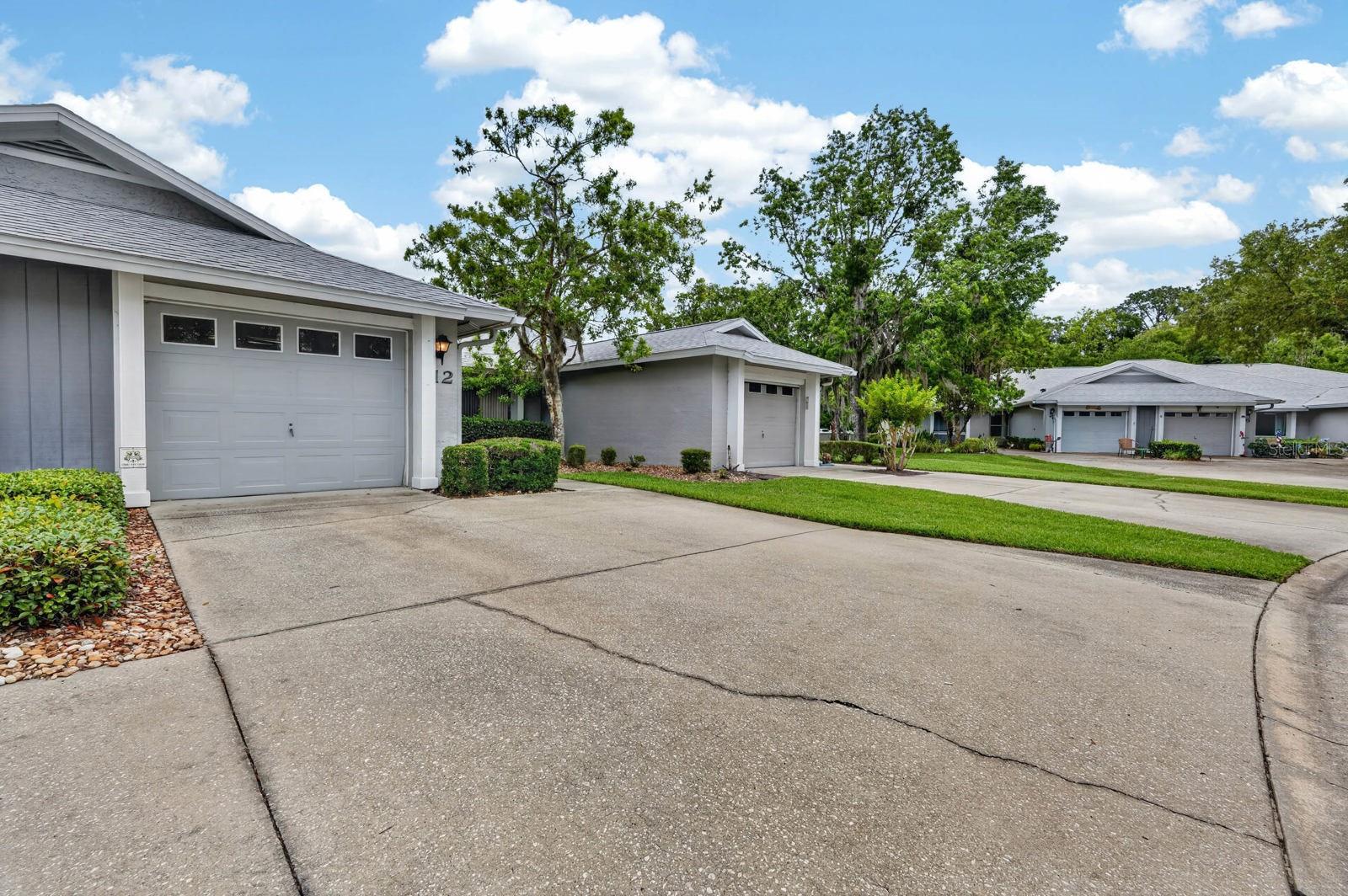 LAKE FOREST & LAKE FOREST NORTH - Residential