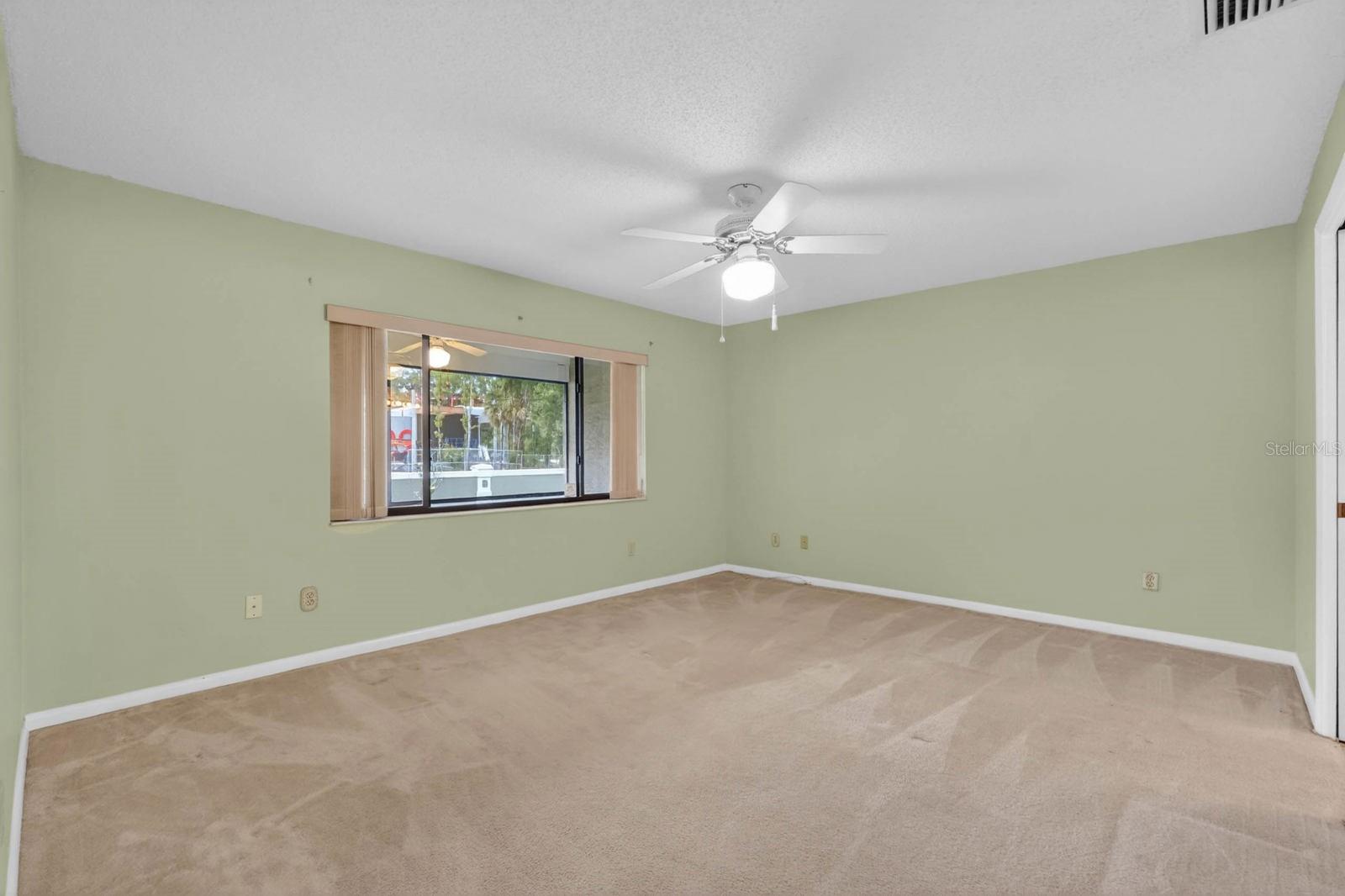 LAKE FOREST & LAKE FOREST NORTH - Residential