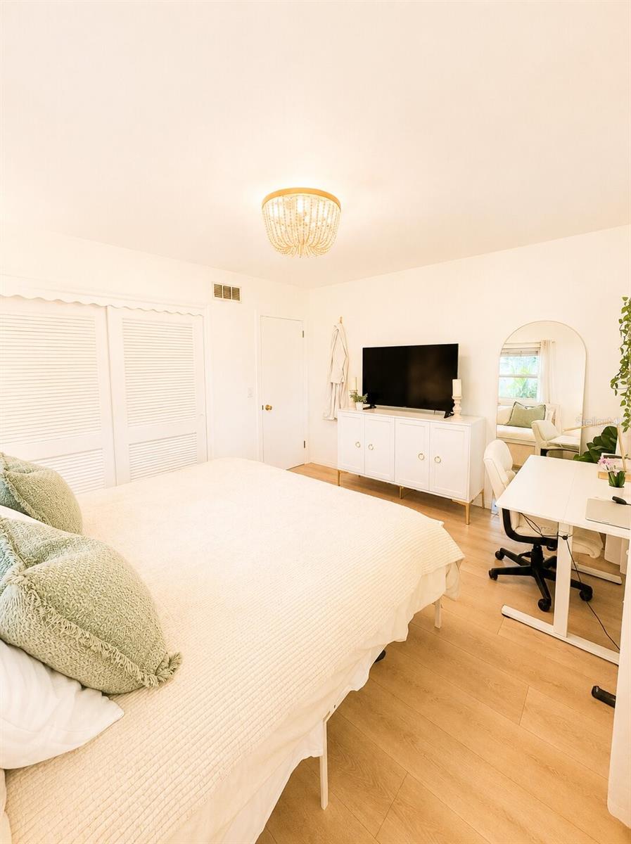 MEADOW CREEK - Residential