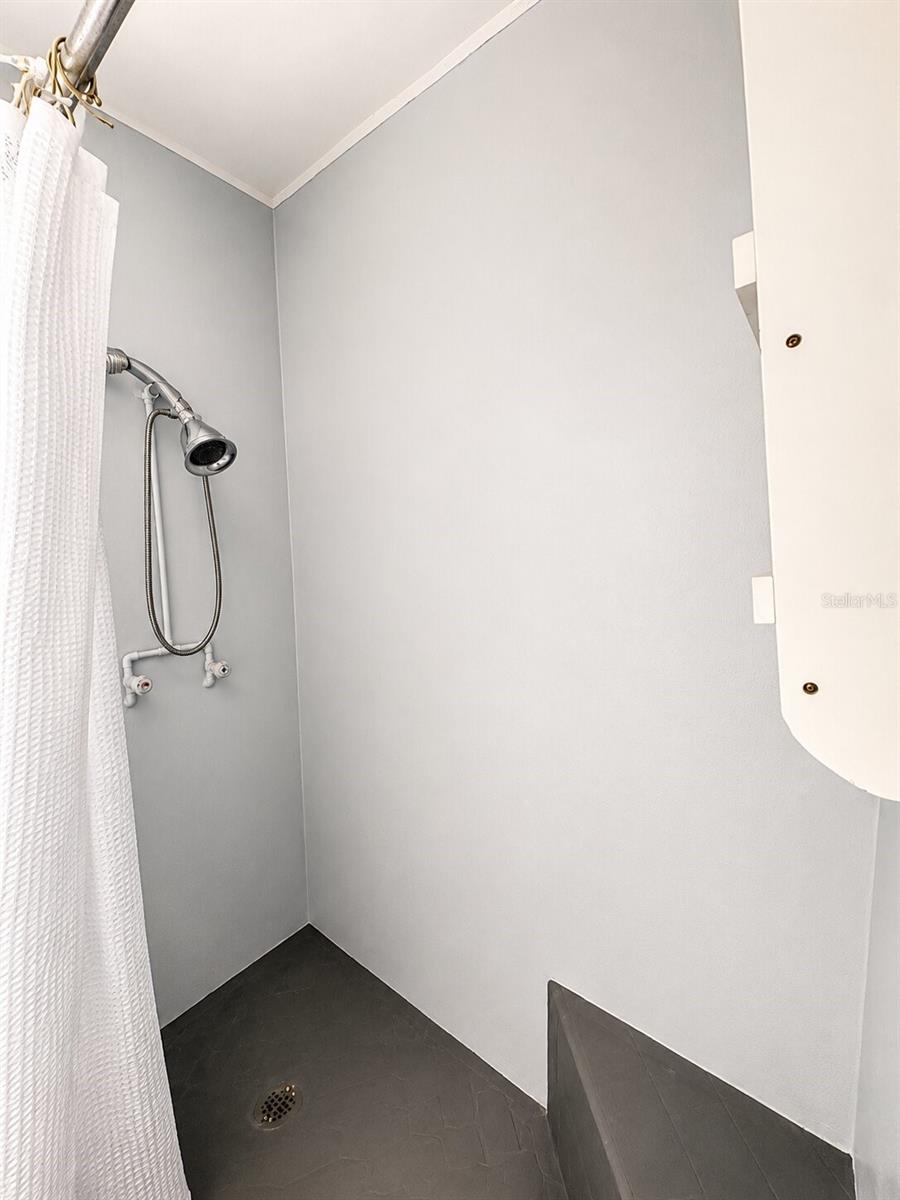 MEADOW CREEK - Residential