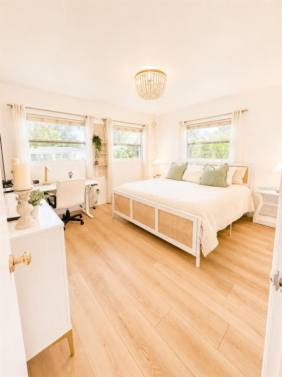 MEADOW CREEK - Residential