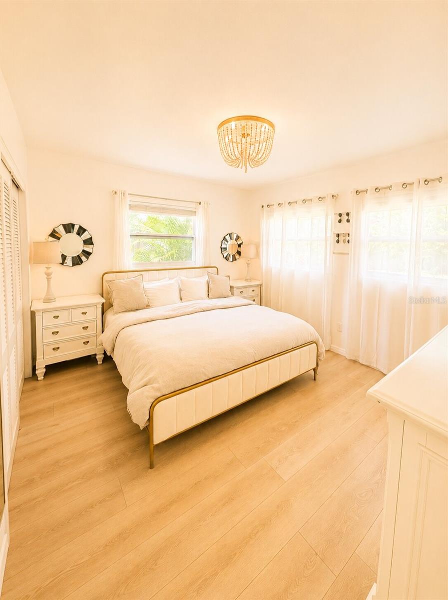 MEADOW CREEK - Residential