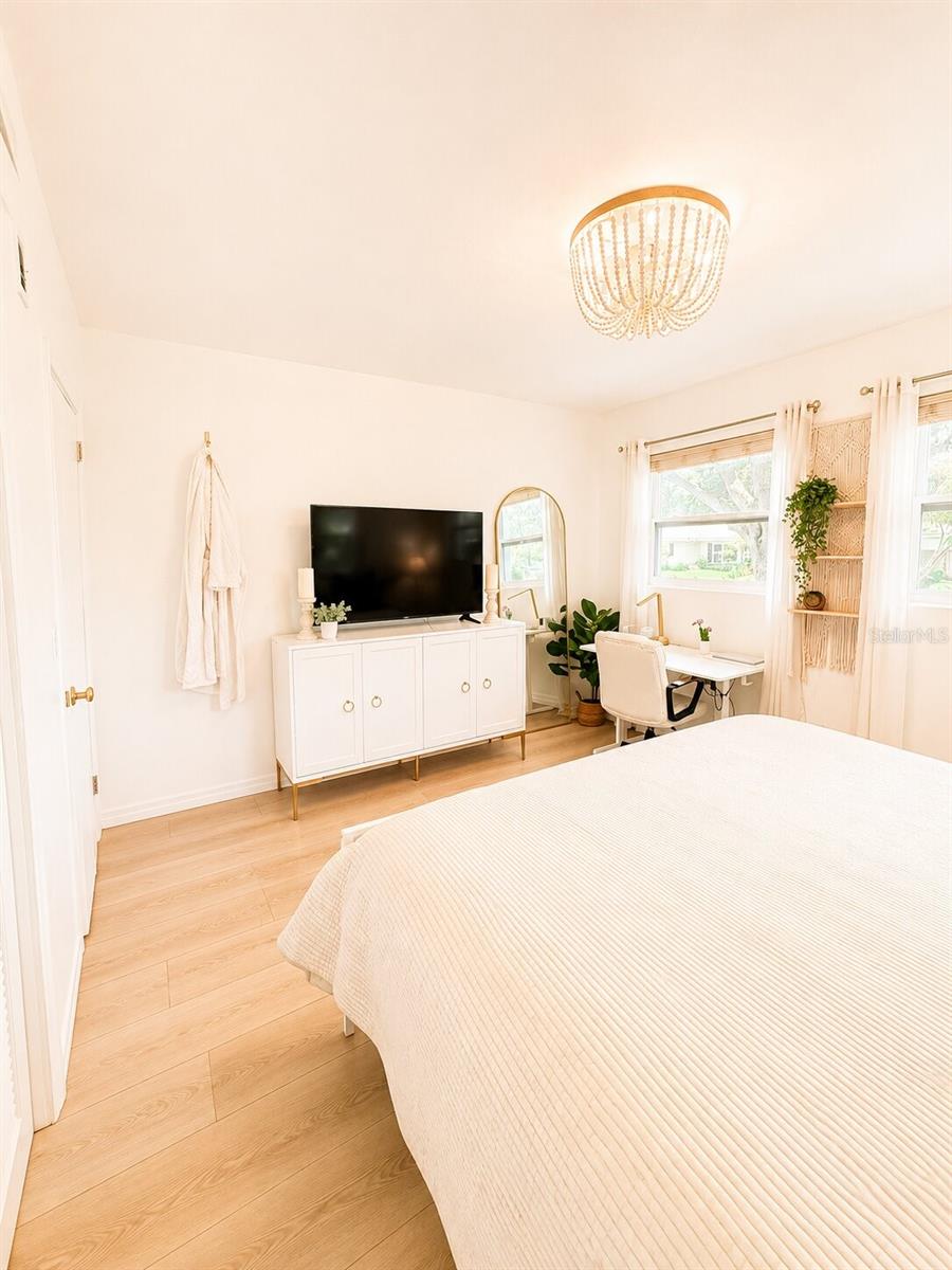 MEADOW CREEK - Residential