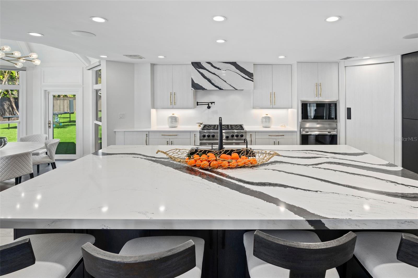 BENEVA OAKS - Residential