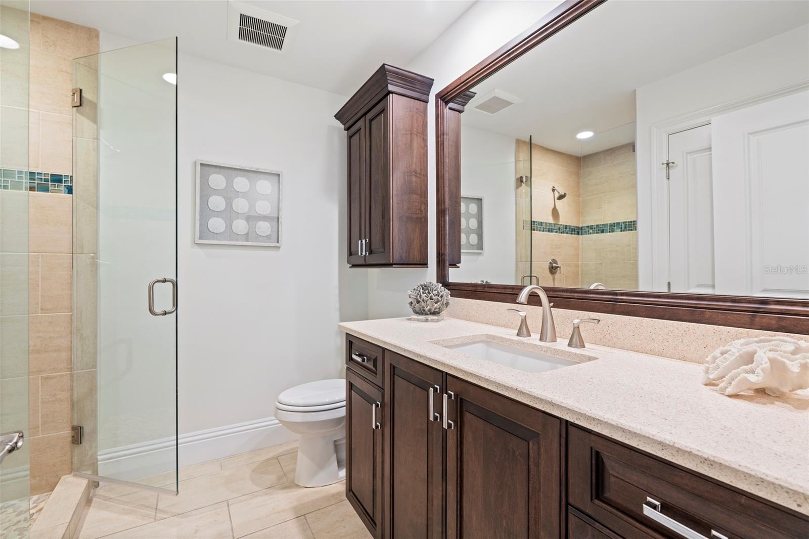 BENEVA OAKS - Residential