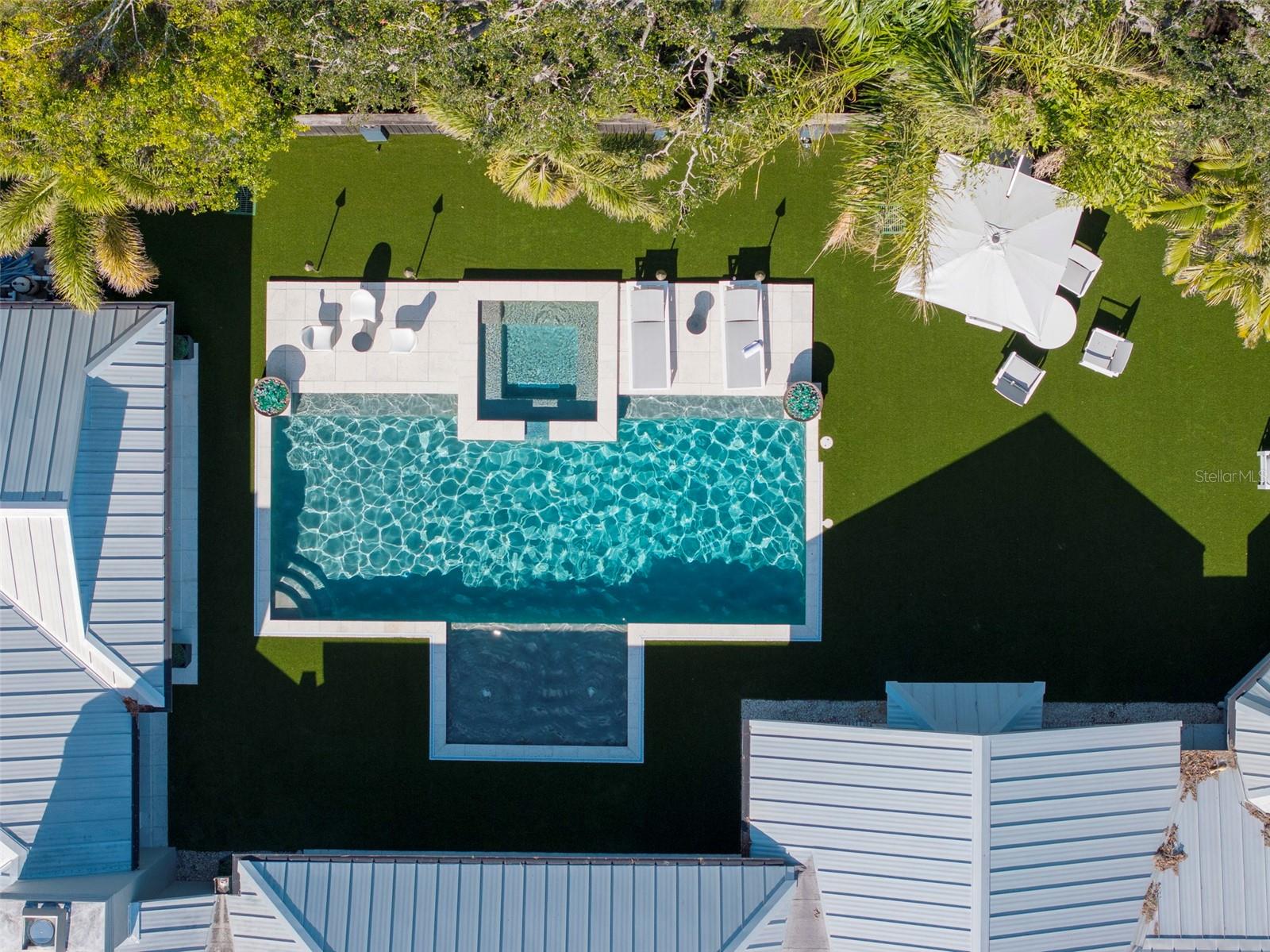 BENEVA OAKS - Residential