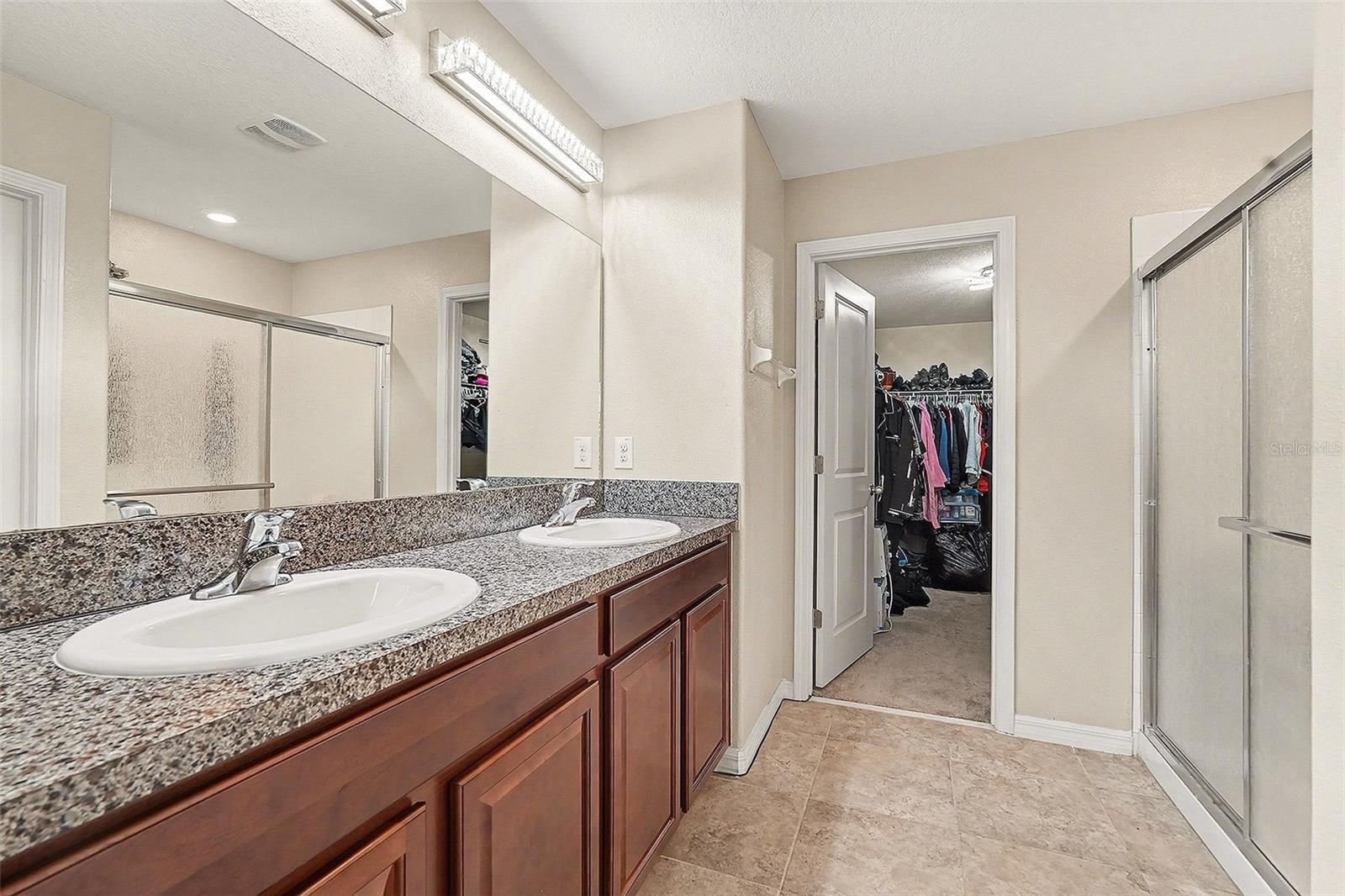 SUNSHINE VILLAGE PH 3A & - Residential