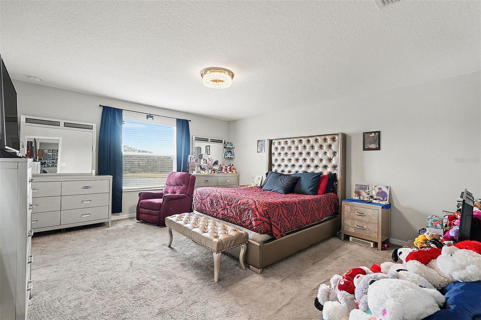 SUNSHINE VILLAGE PH 3A & - Residential