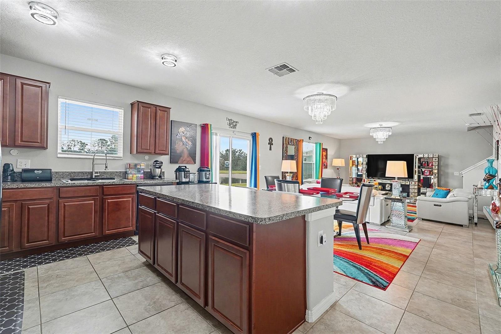 SUNSHINE VILLAGE PH 3A & - Residential