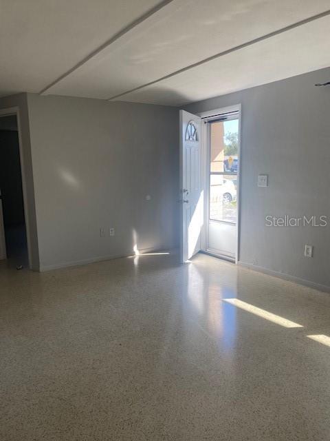 BEACON SQUARE - Residential Lease