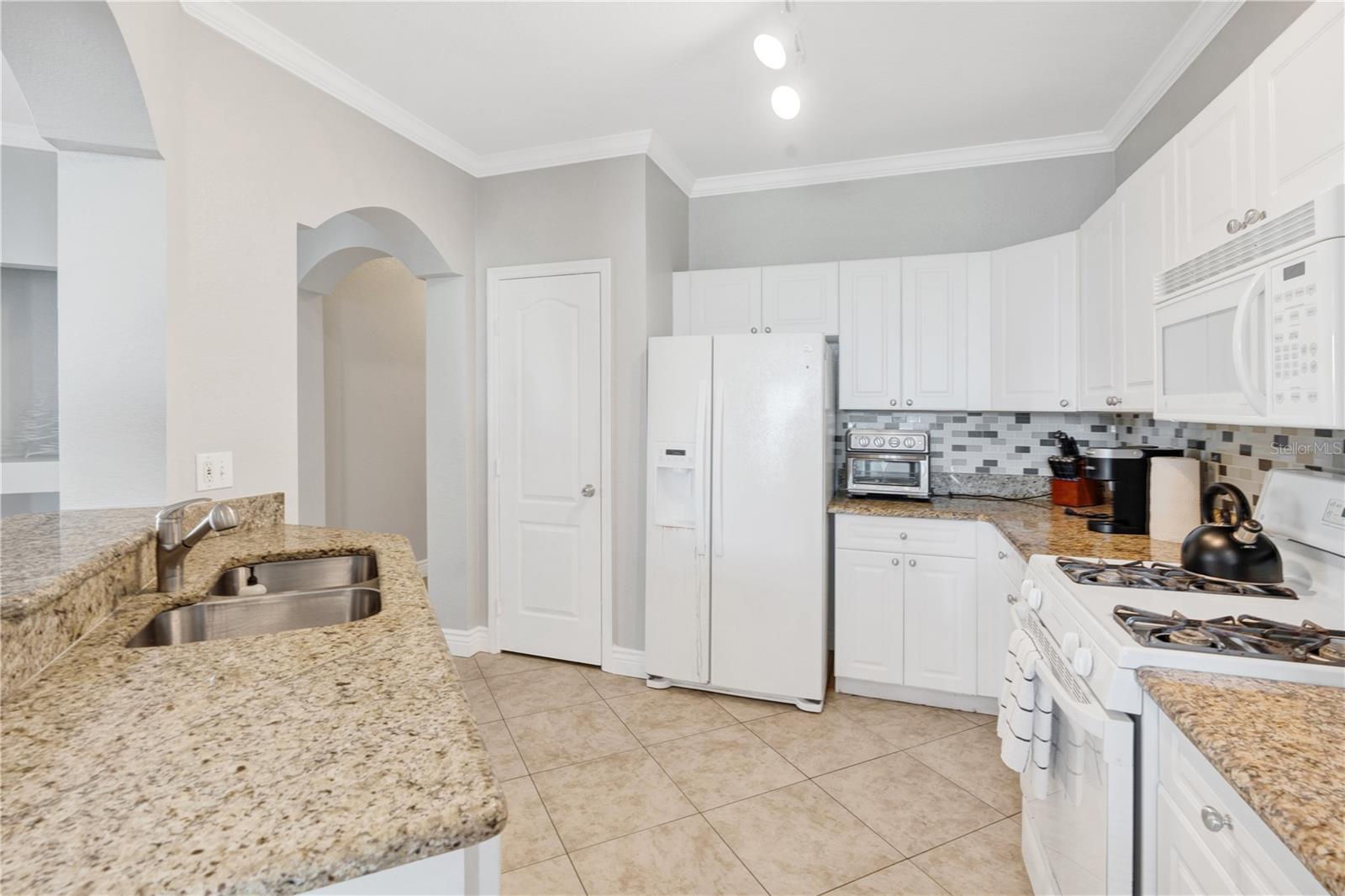 GRAND VENEZIA AT BAYWATCH CONDO - Residential