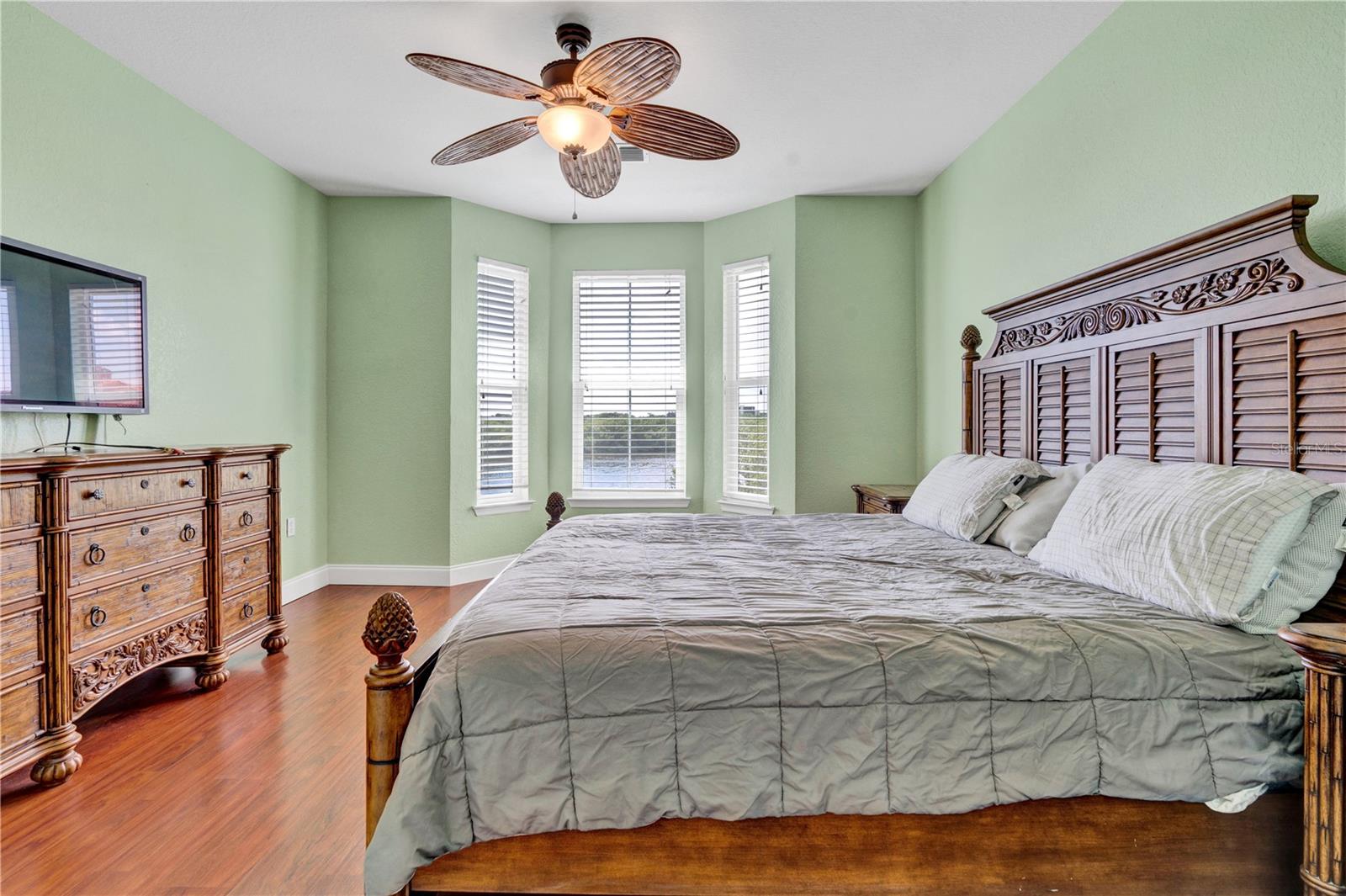 GRAND VENEZIA AT BAYWATCH CONDO - Residential