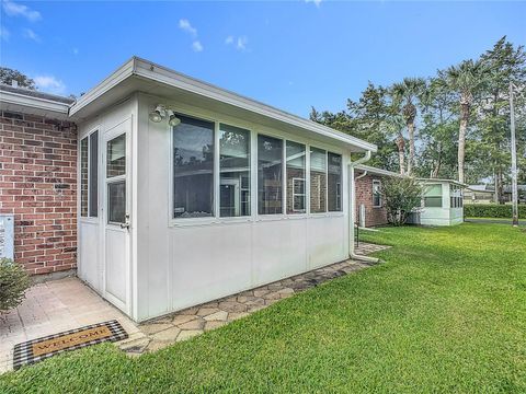 A home in DELAND