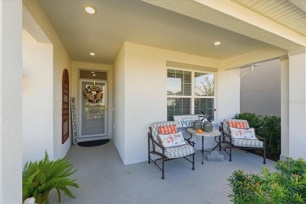 Photo of 1109 Brimstone Circle, Winter Haven, FL 33884 (MLS # L4957925)