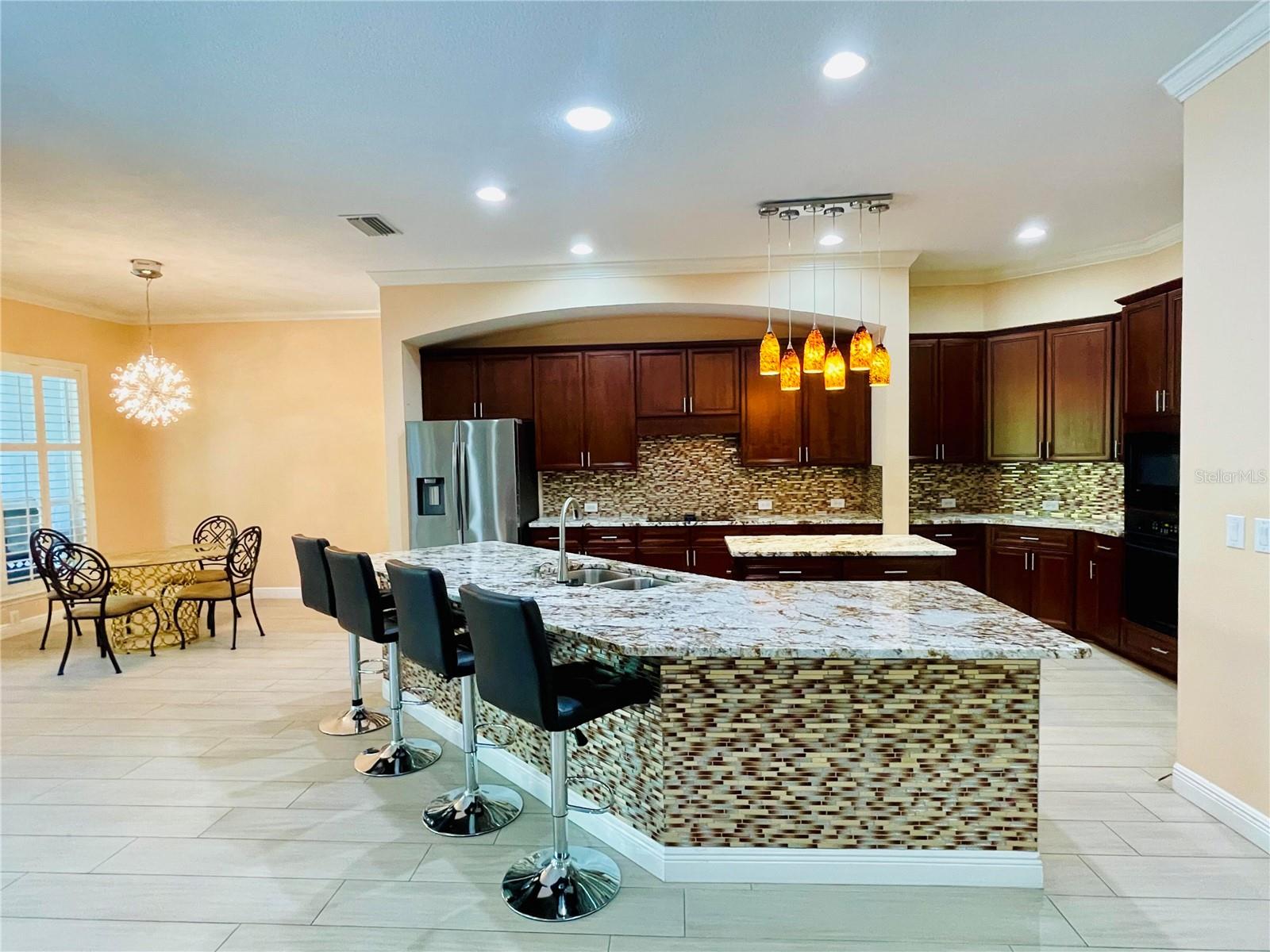 11909 MANDEVILLA COURT