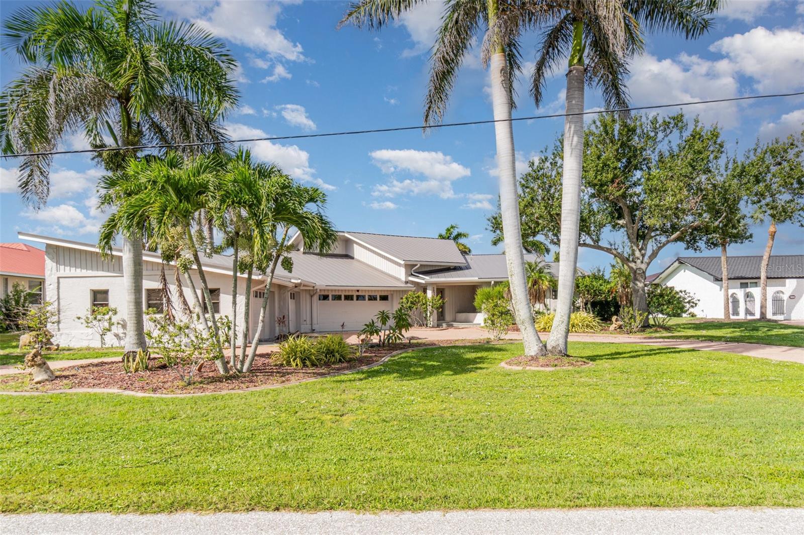 PUNTA GORDA ISLES SEC 9B - Residential