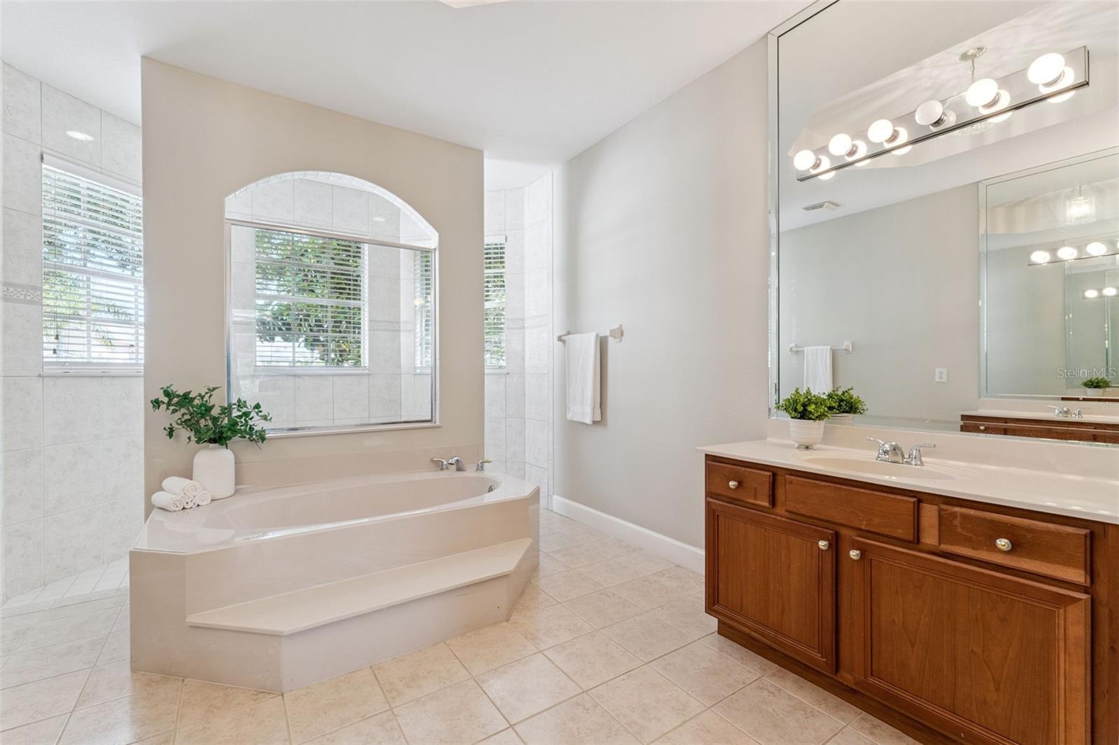 HUNTERS CREEK TR 515 PH 01 & - Residential