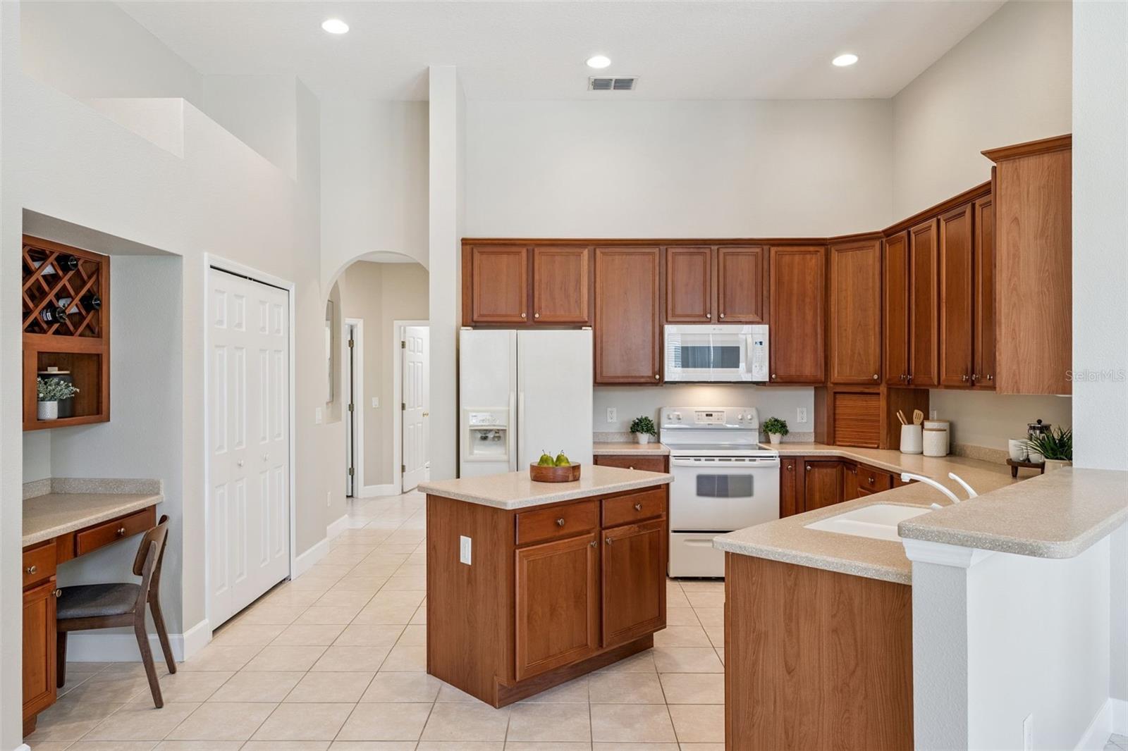 HUNTERS CREEK TR 515 PH 01 & - Residential