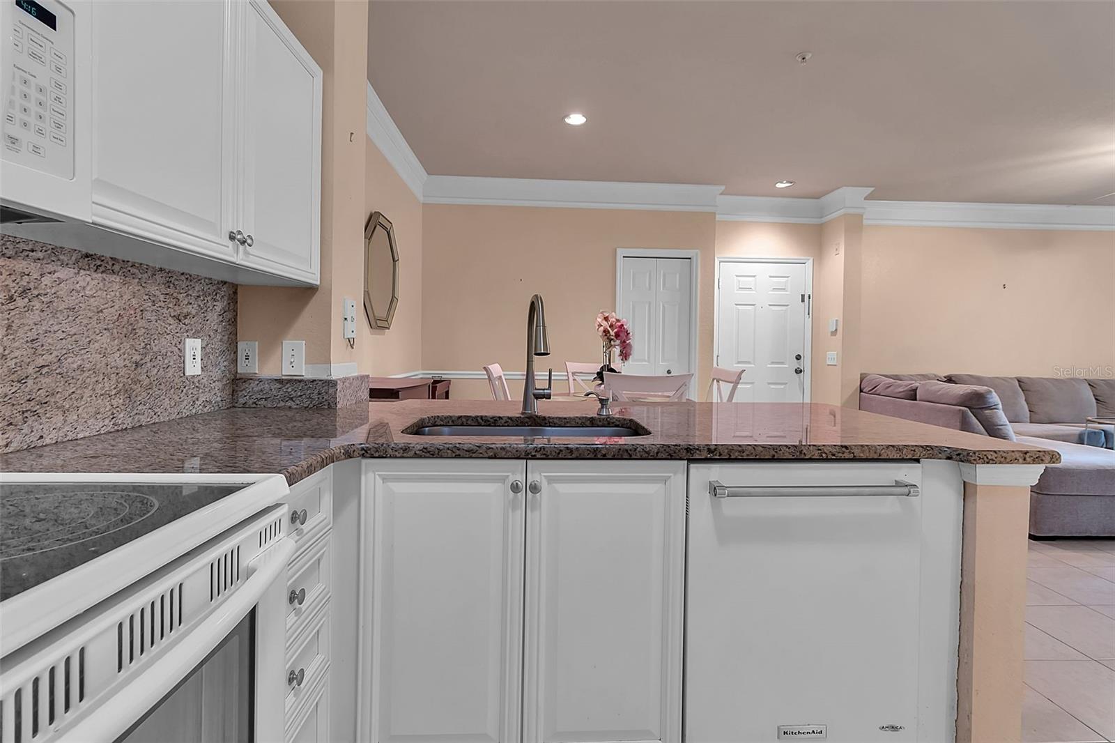 SERENADE ON PALMER RANCH - Residential