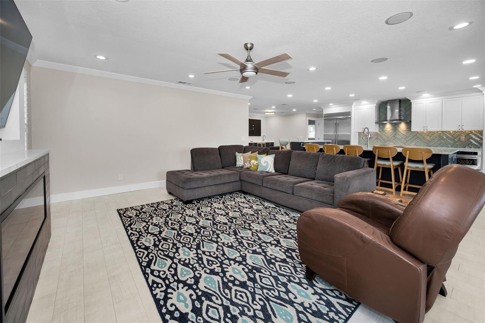 BAY POINT ESTATES 2ND ADD - Residential Lease