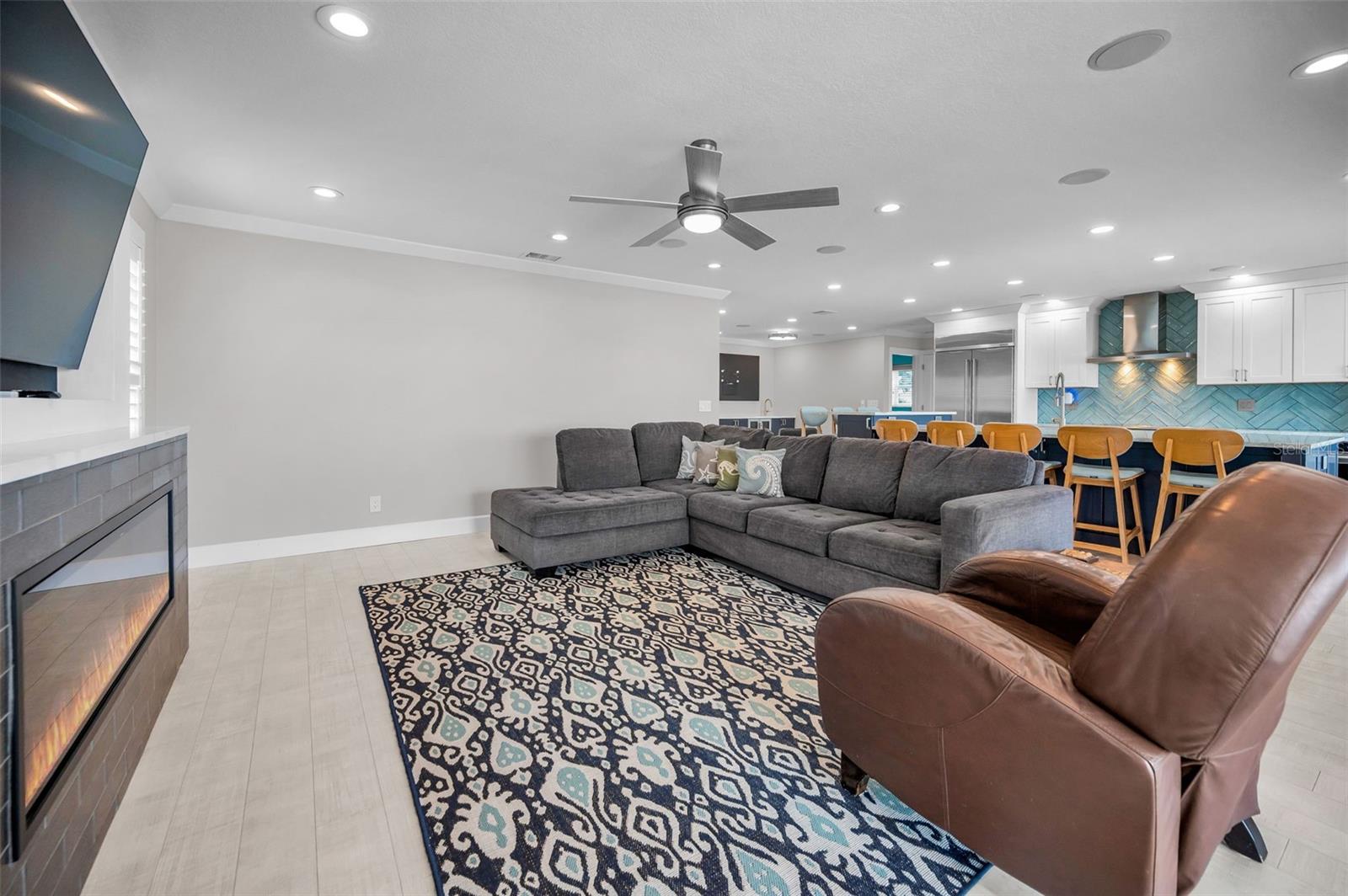 BAY POINT ESTATES 2ND ADD - Residential Lease