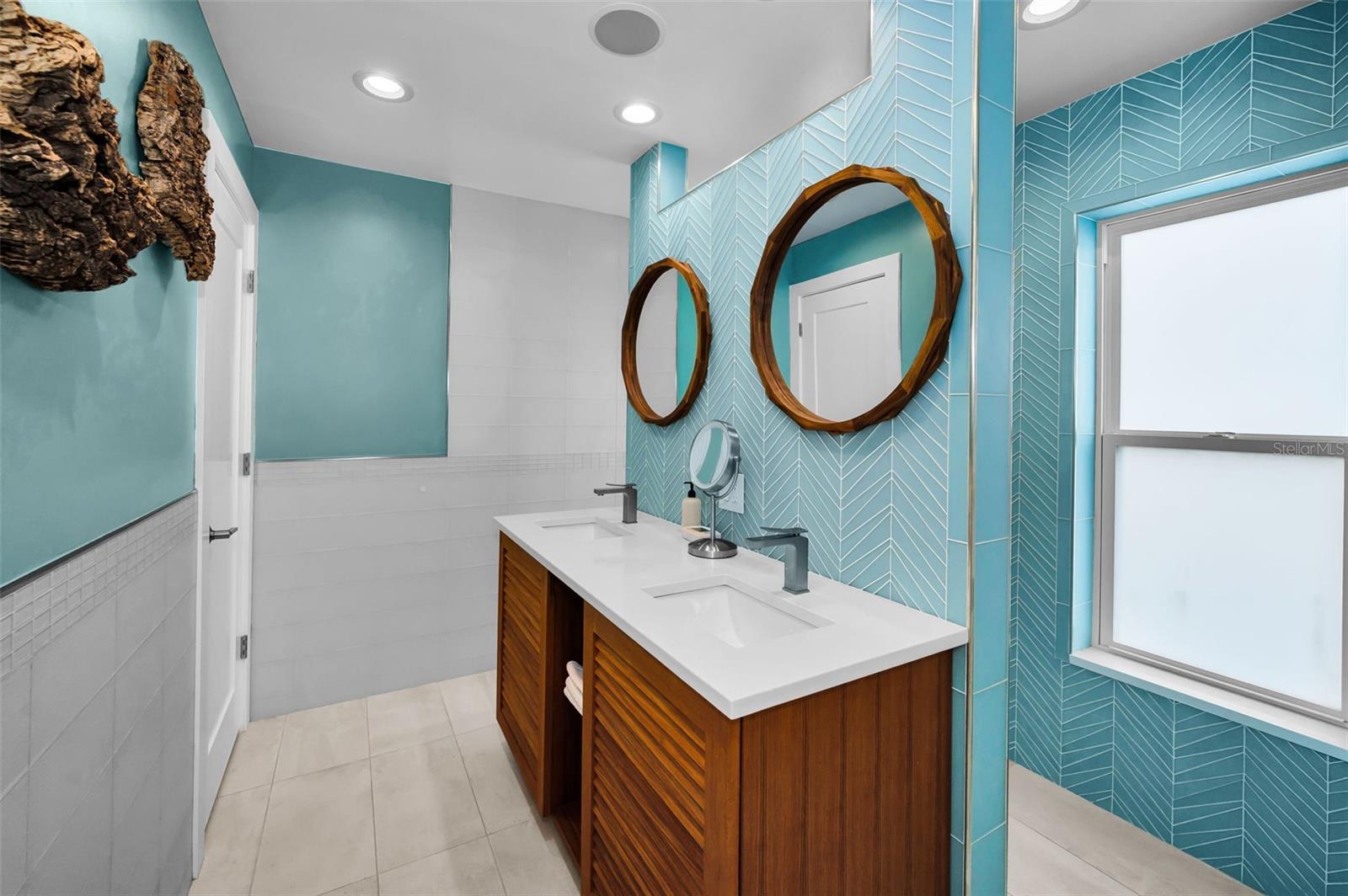 BAY POINT ESTATES 2ND ADD - Residential Lease