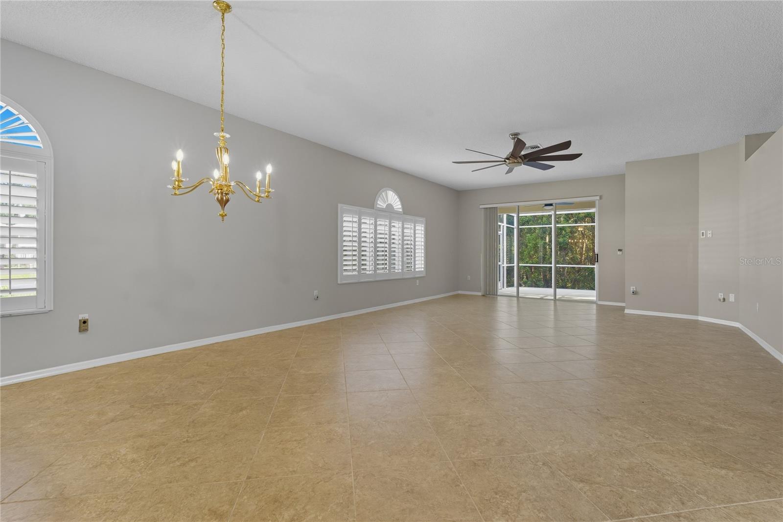 CRESCENT OAKS COUNTRY CLUB COVENTRY PH 4 - Residential