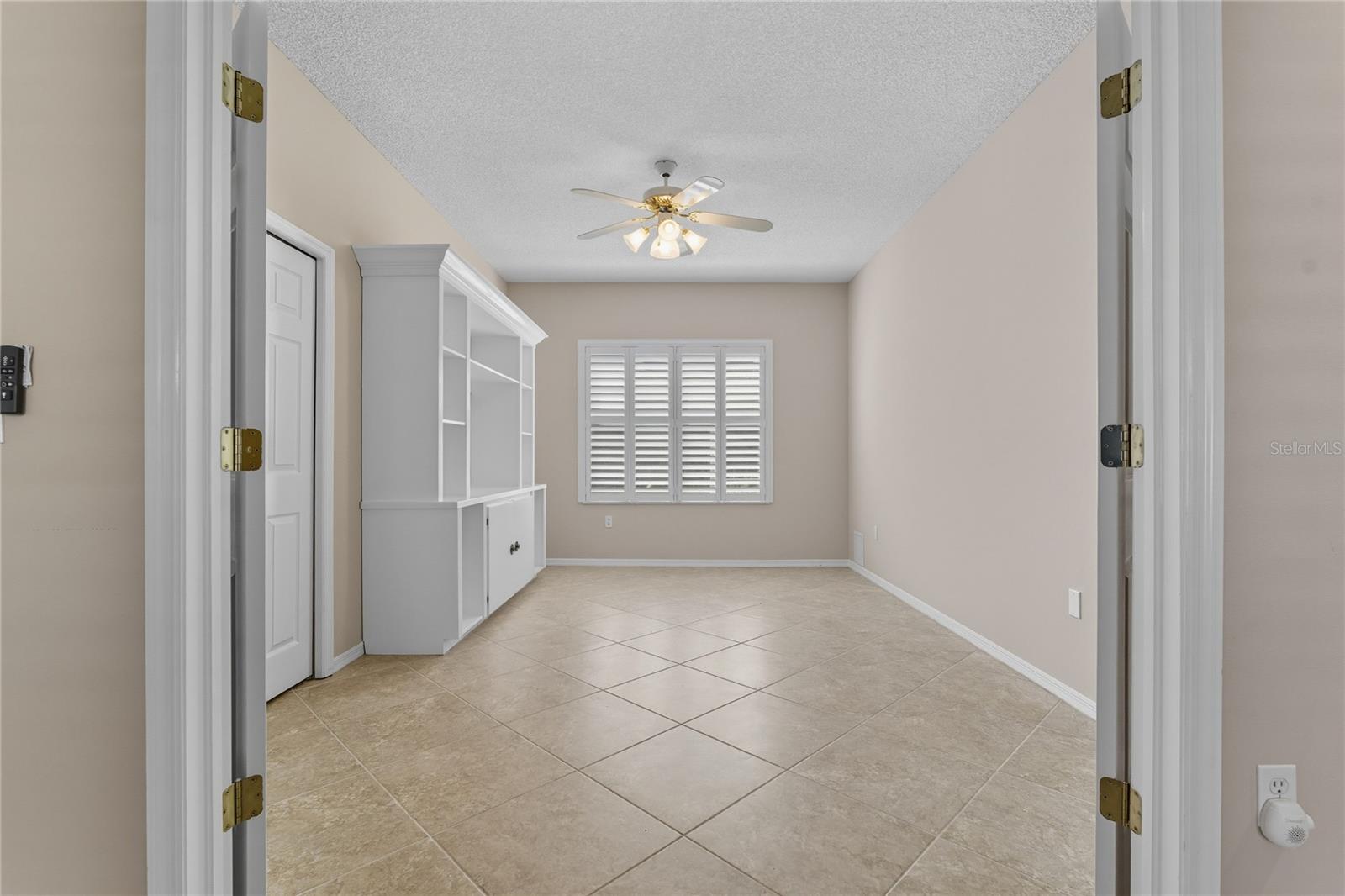 CRESCENT OAKS COUNTRY CLUB COVENTRY PH 4 - Residential