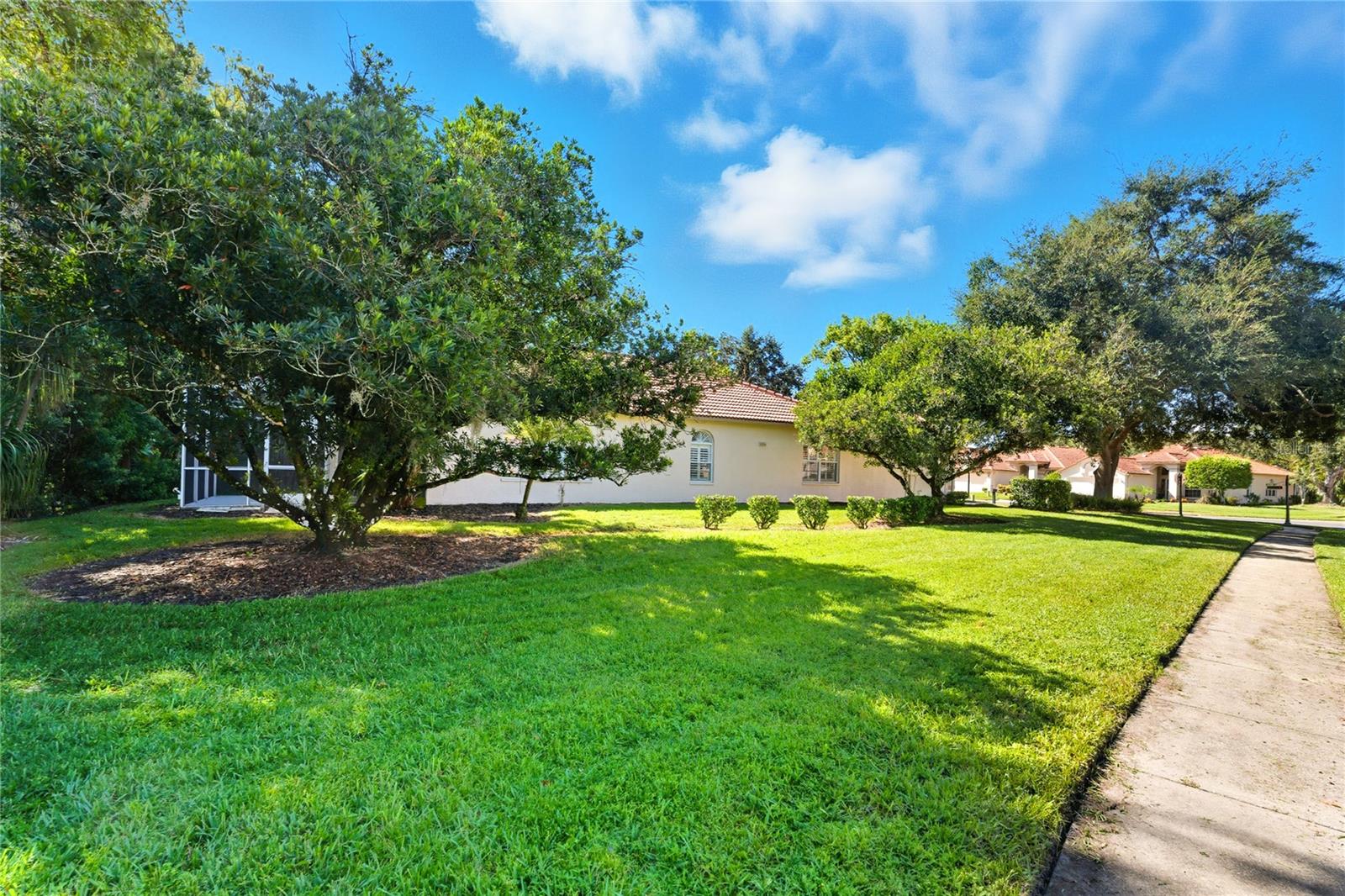 CRESCENT OAKS COUNTRY CLUB COVENTRY PH 4 - Residential