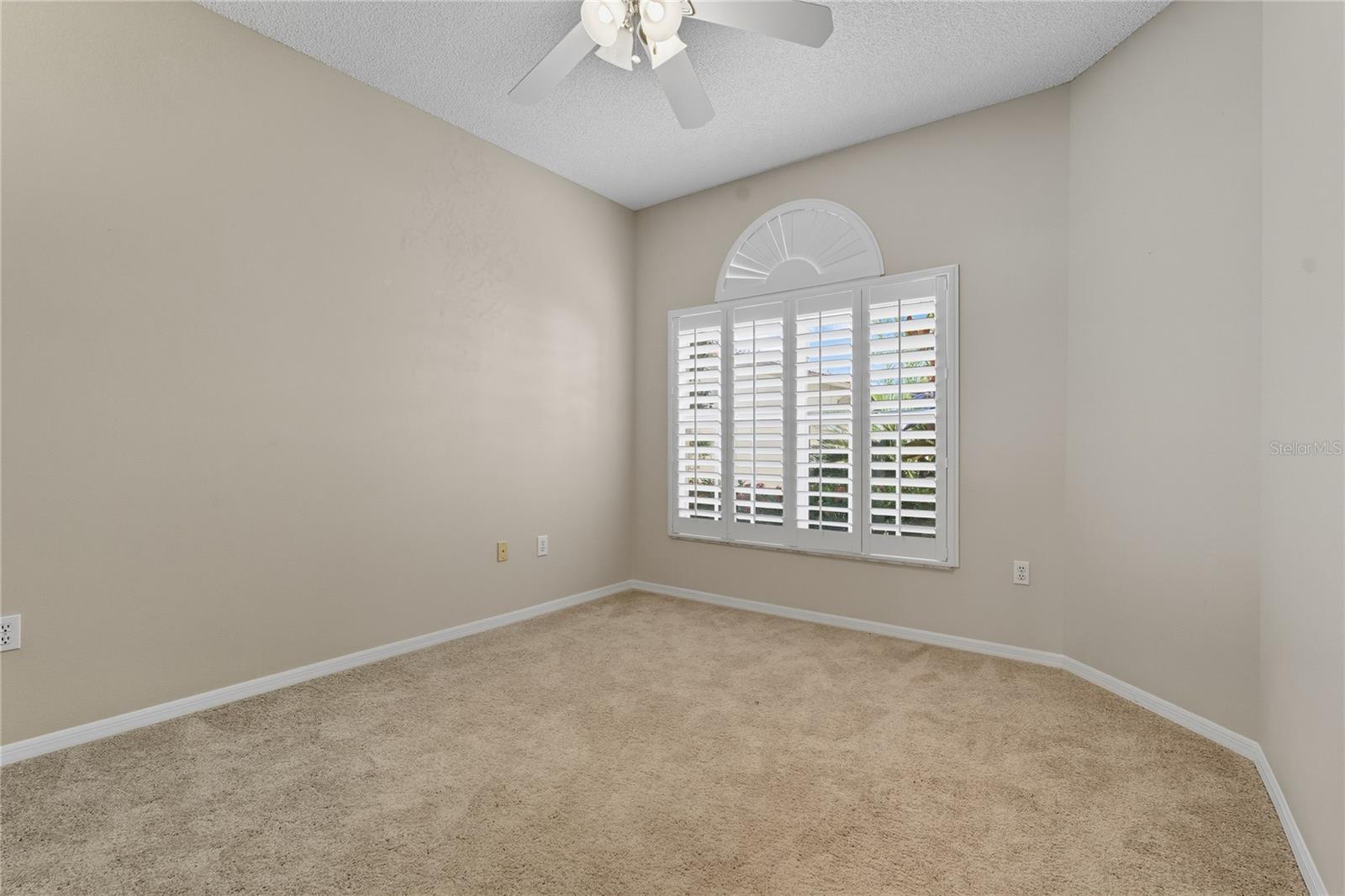 CRESCENT OAKS COUNTRY CLUB COVENTRY PH 4 - Residential