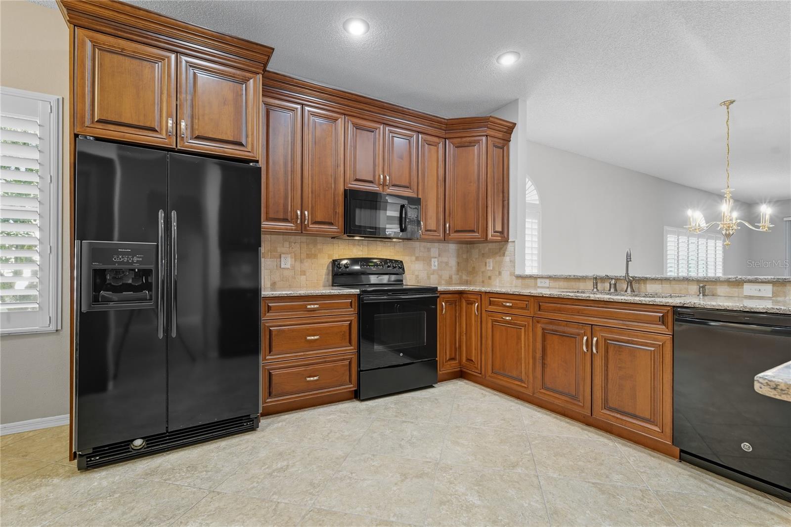 CRESCENT OAKS COUNTRY CLUB COVENTRY PH 4 - Residential