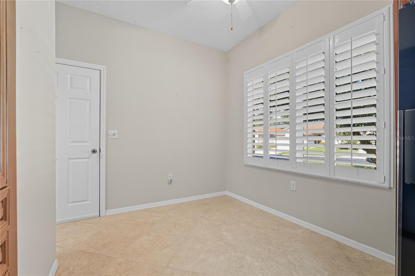 CRESCENT OAKS COUNTRY CLUB COVENTRY PH 4 - Residential