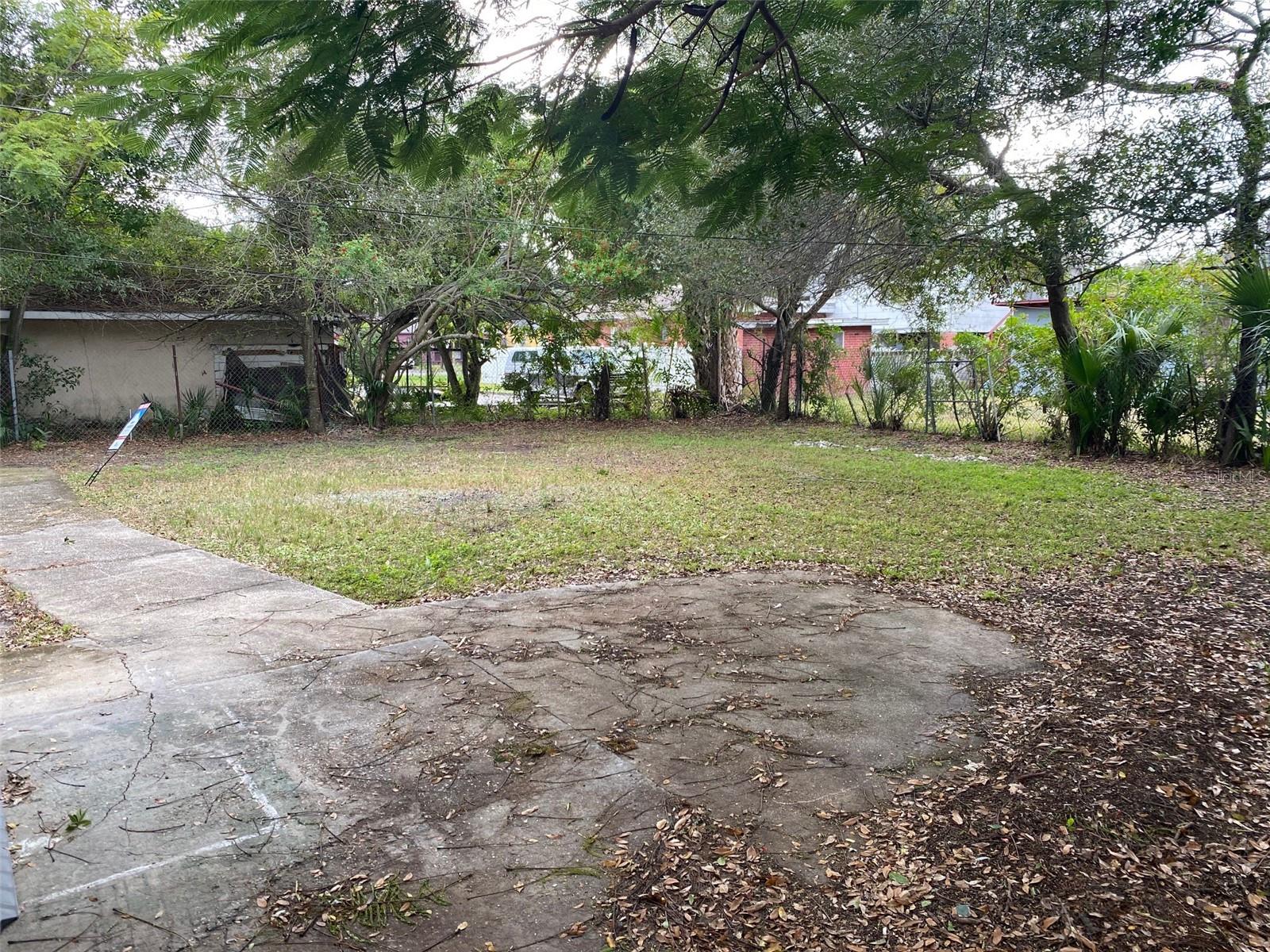 PALLANZA PARK ADD - Residential Lease