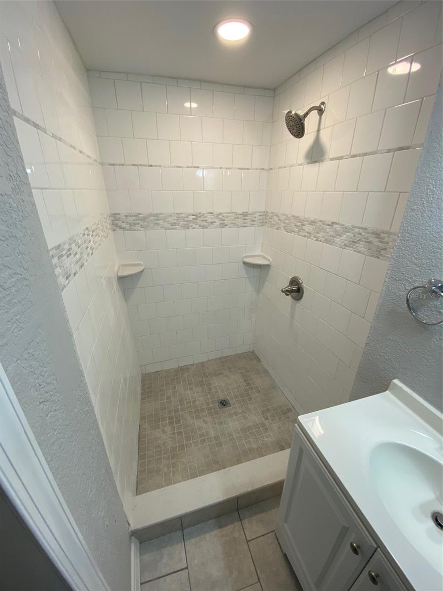 PALLANZA PARK ADD - Residential Lease