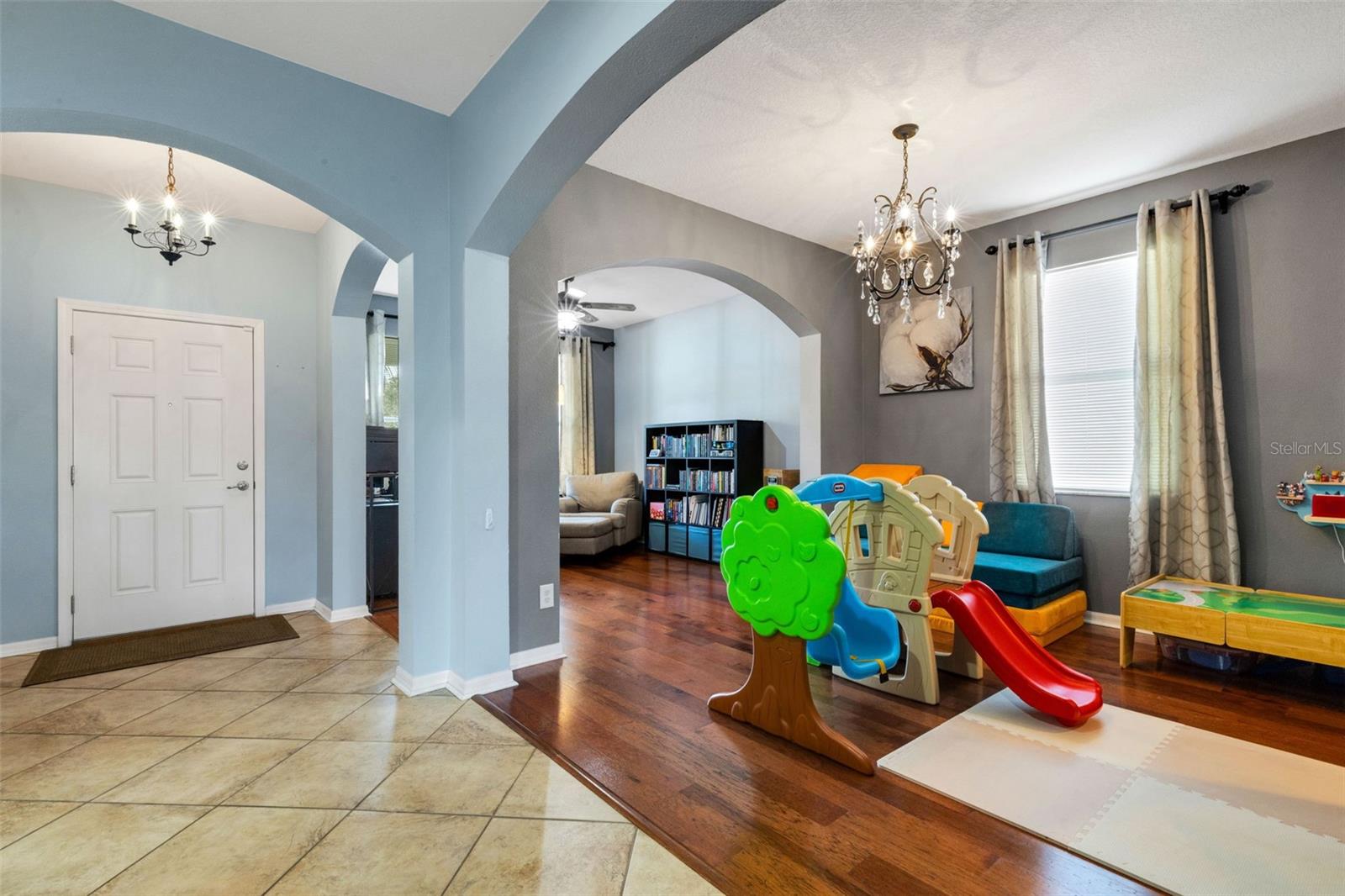 LAKESIDE PRESERVE - Residential