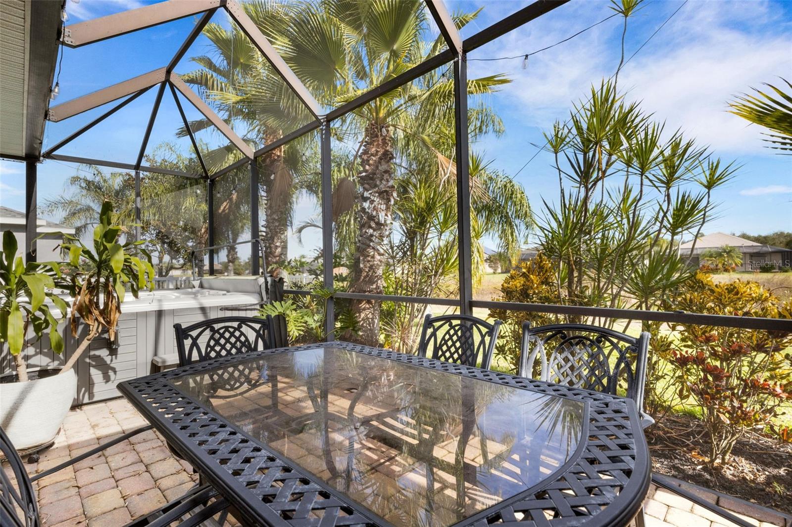 LAKESIDE PRESERVE - Residential