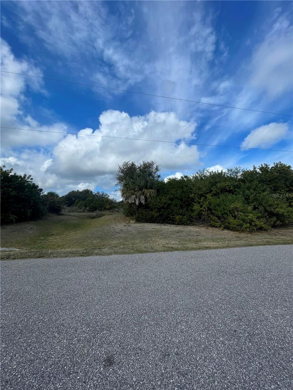 Photo of 32 Wawana Road, North Port, FL 34287 (MLS # C7518949)